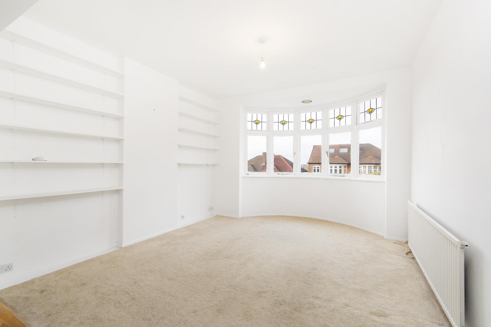 60A, Norwood Park Road, London photo 4