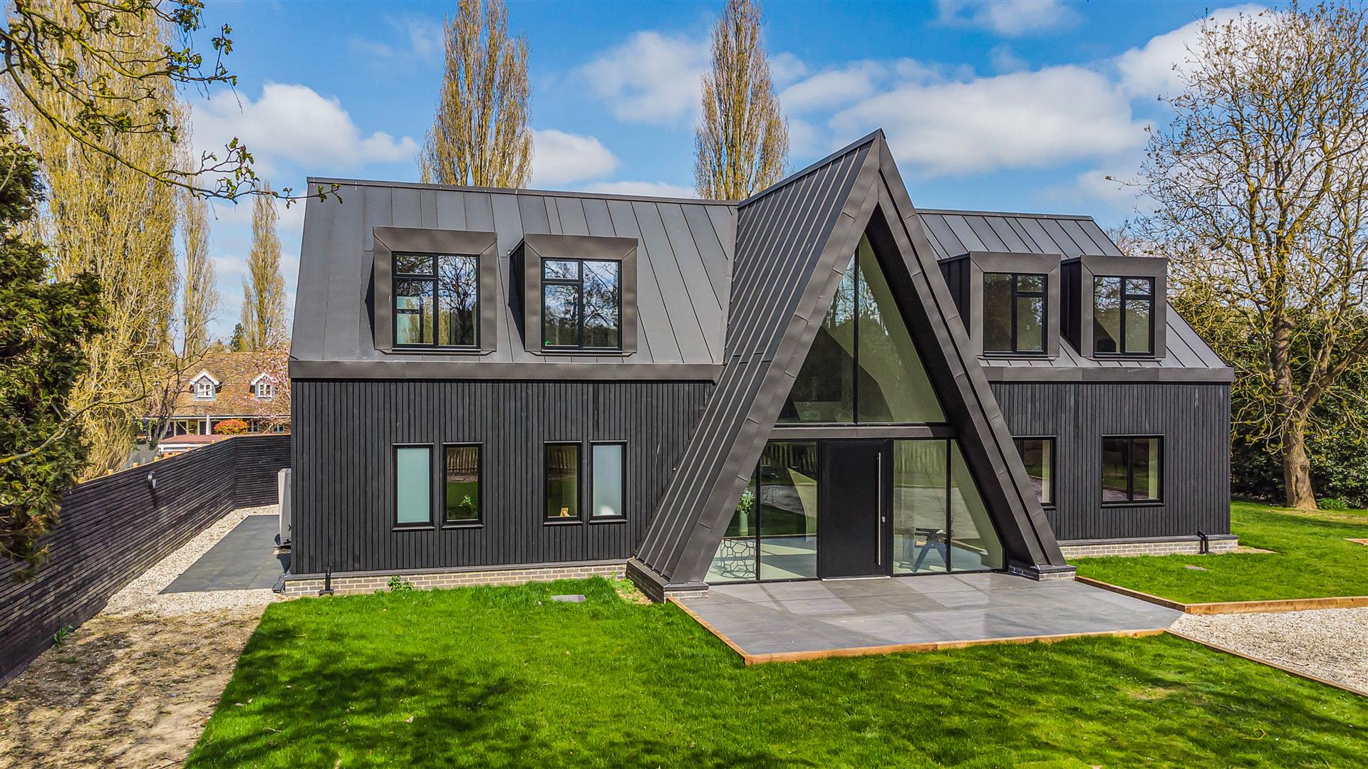 4 bedroom detached new house for sale 0