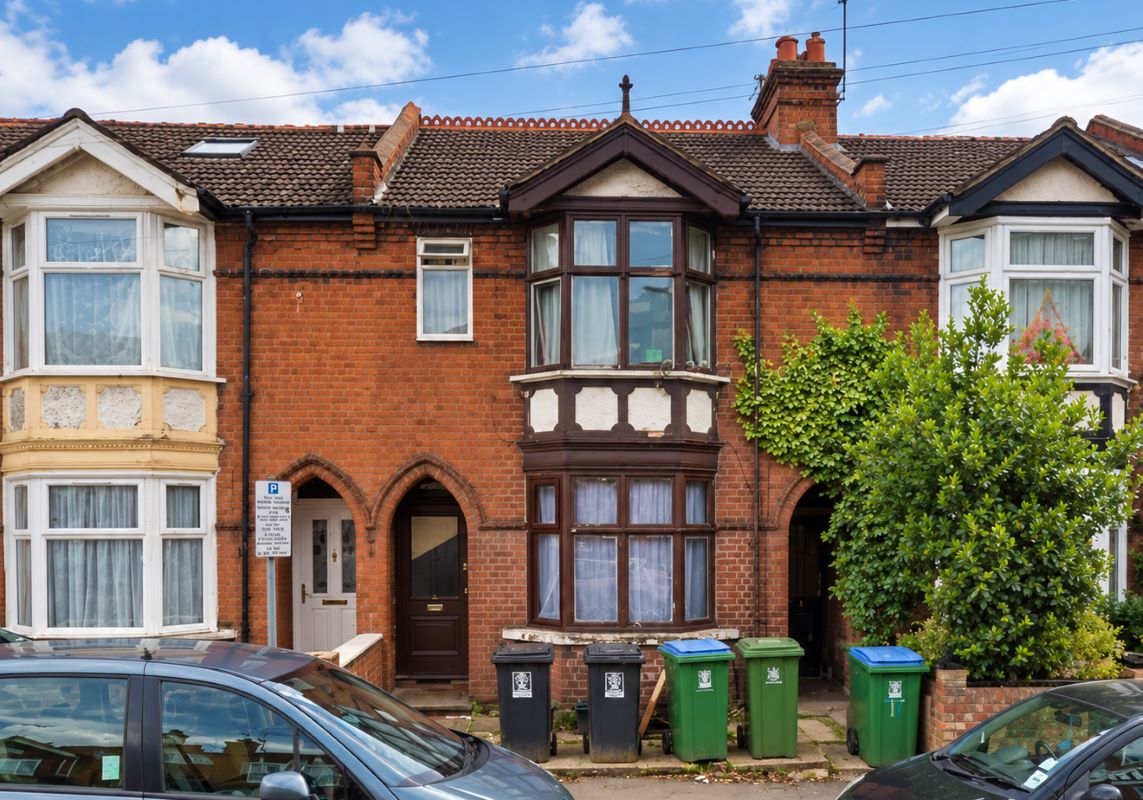 Whippendell Road, Watford photo 2