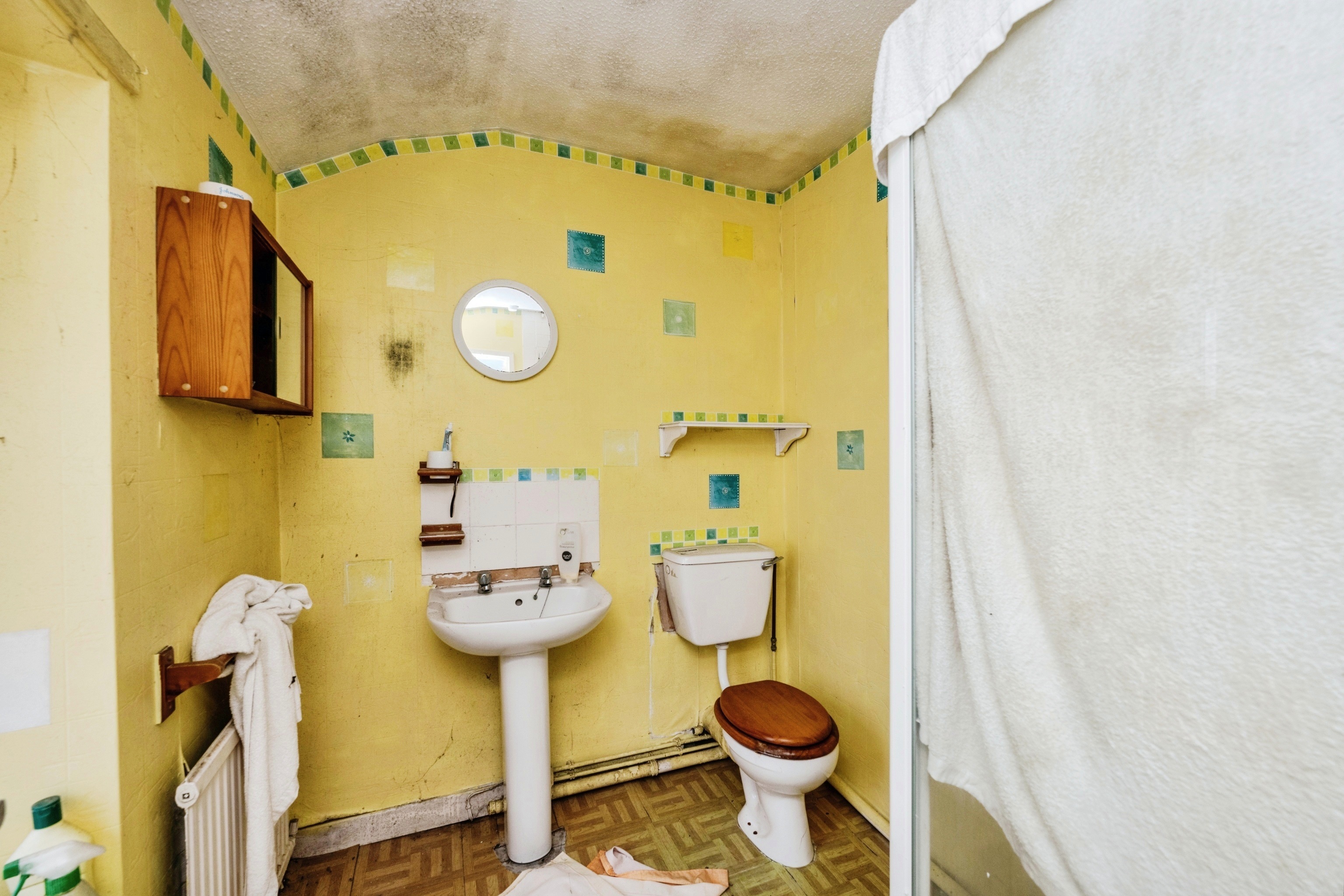 Photos of Bolgoed Road, Pontarddulais, Swansea SA4 66701528