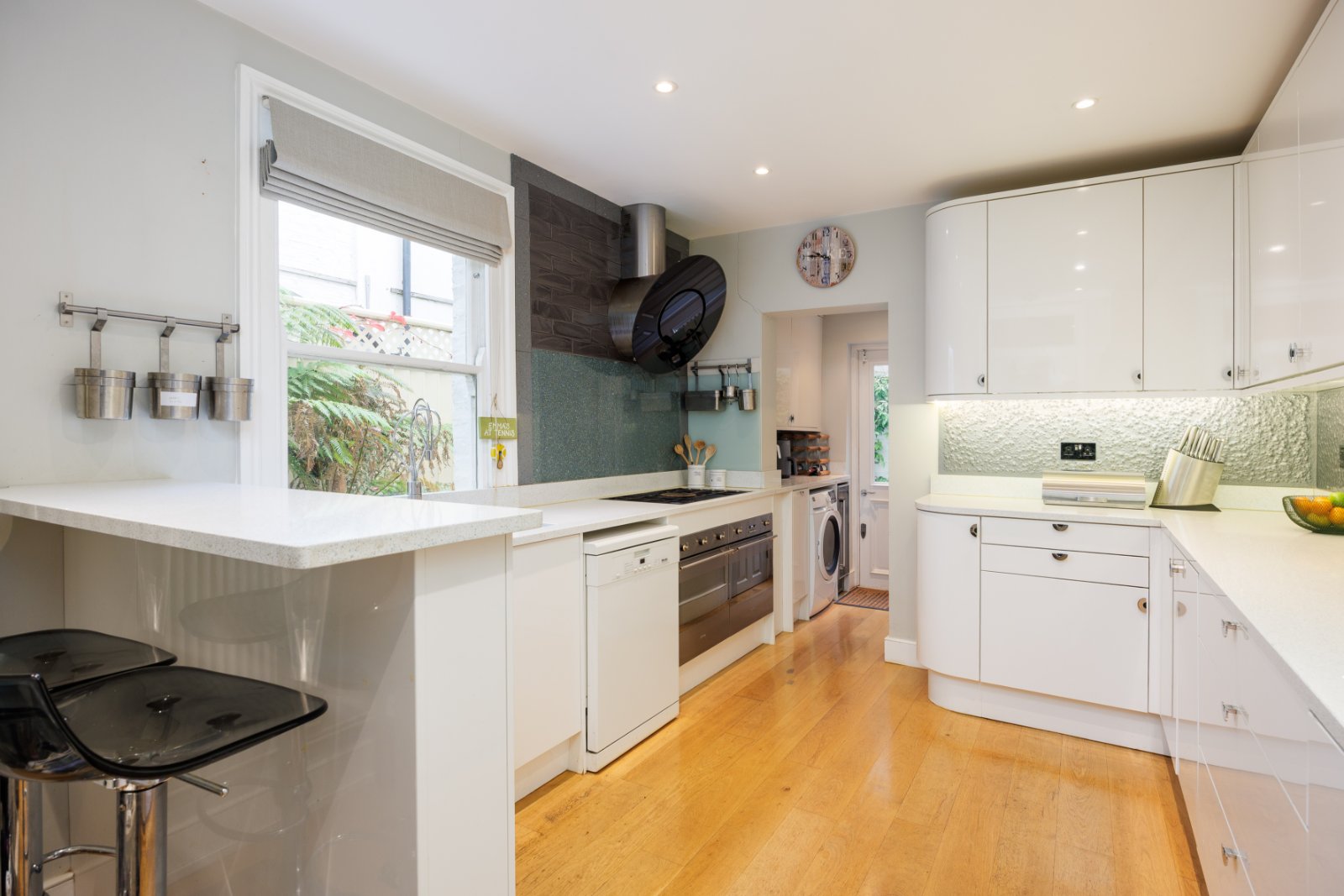 3 bedroom property for sale 0