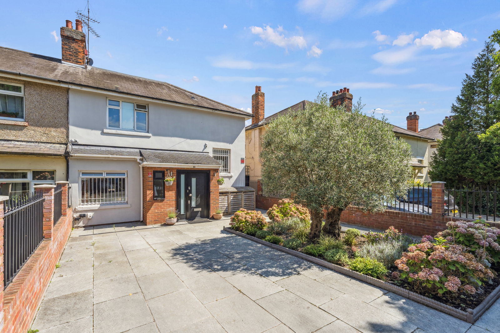 4 bedroom terraced house for sale 0