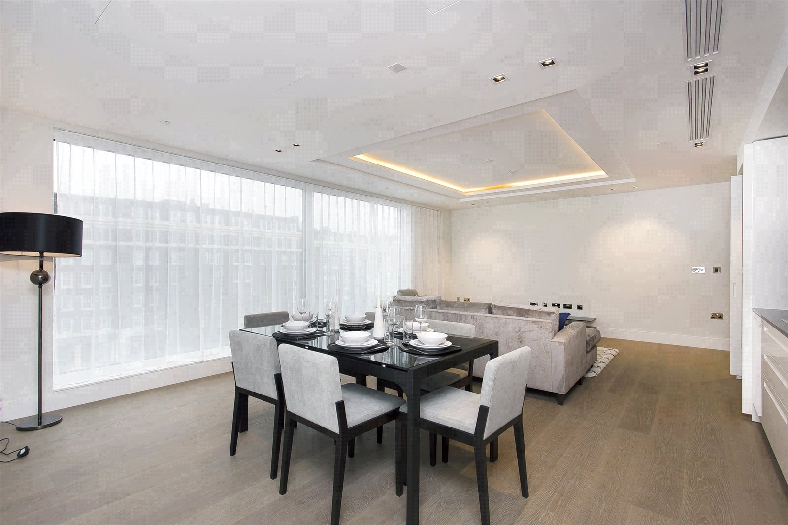 2 bedroom flat for sale 0