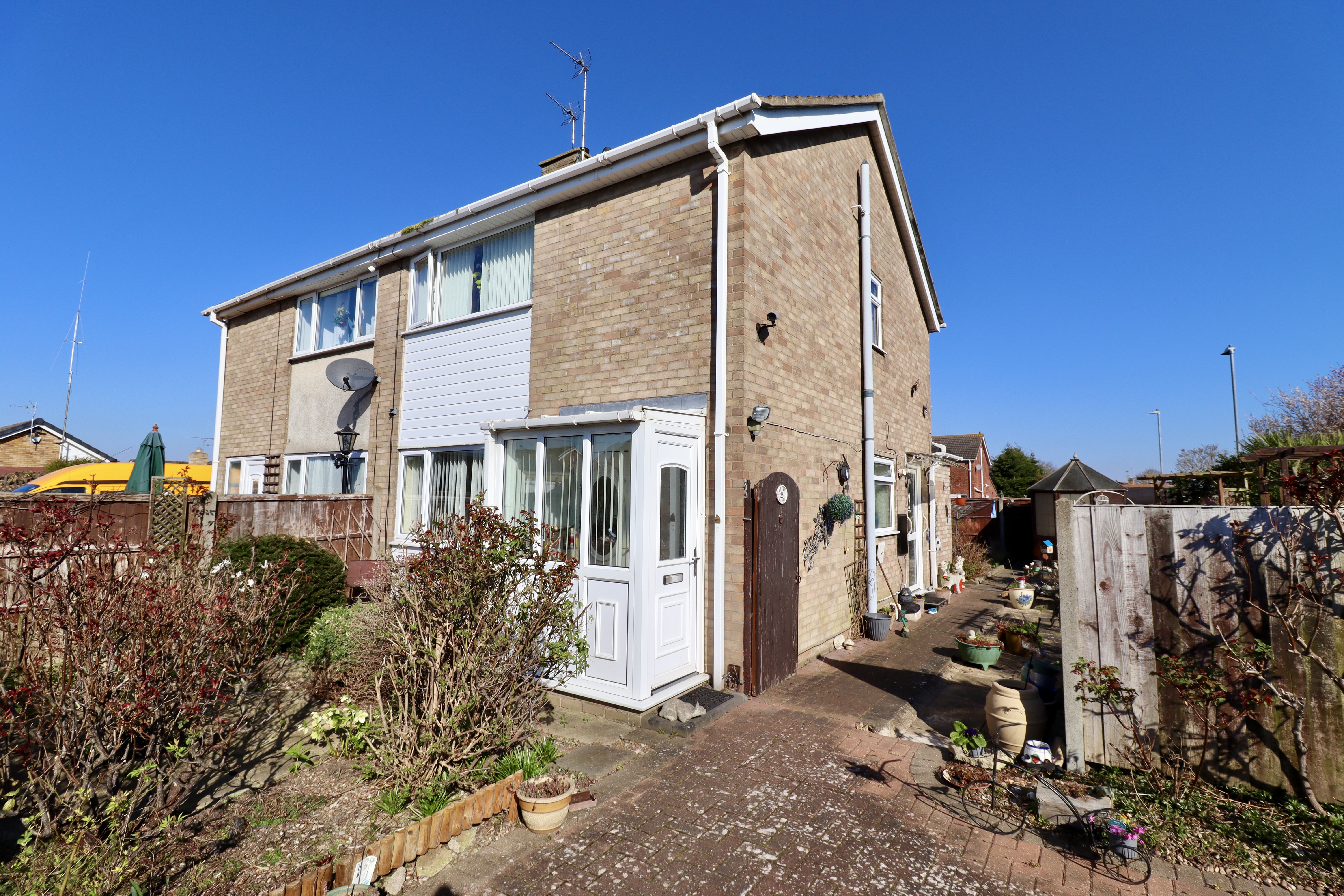 3-bed house on 26, Sidlaw Grove, Lincoln, £185,000