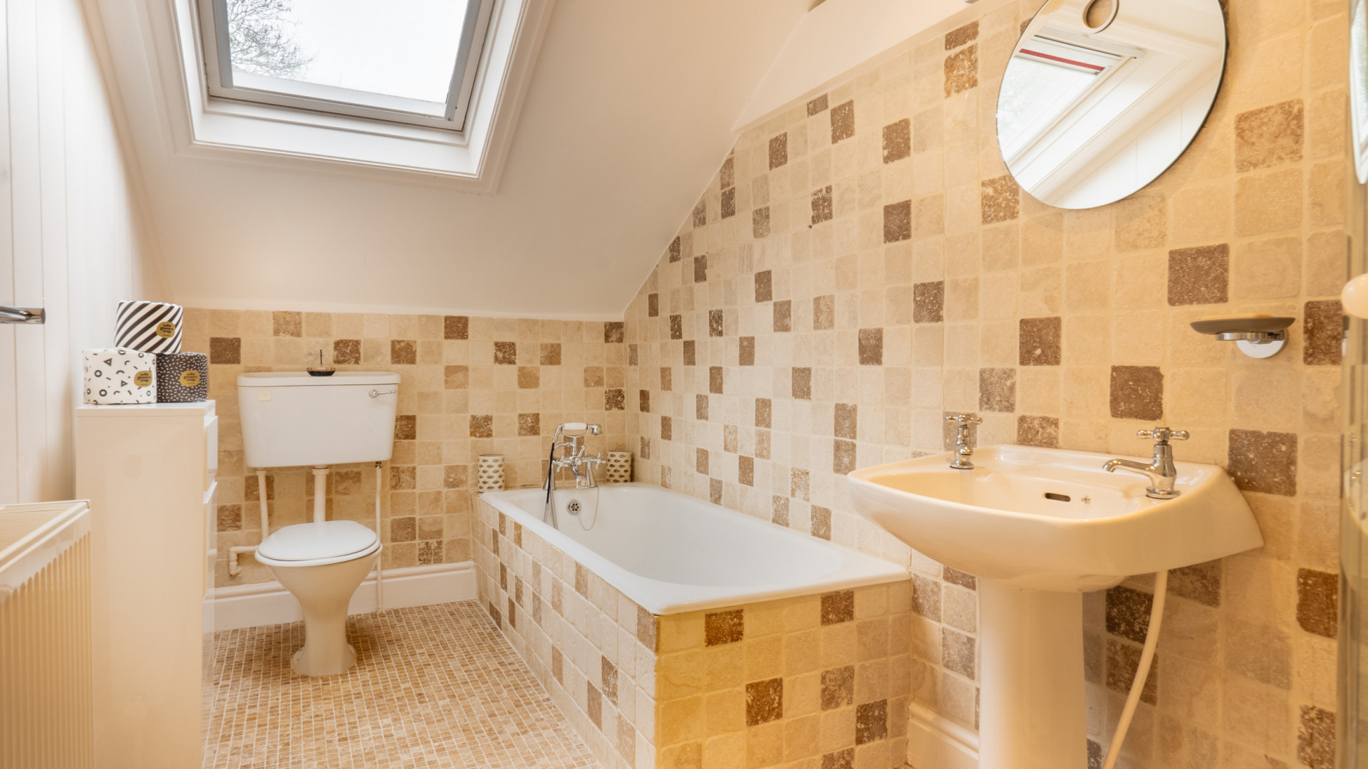 Photos of Kerrowgarrow House, Kennaa Road, Greeba IM4 65984095