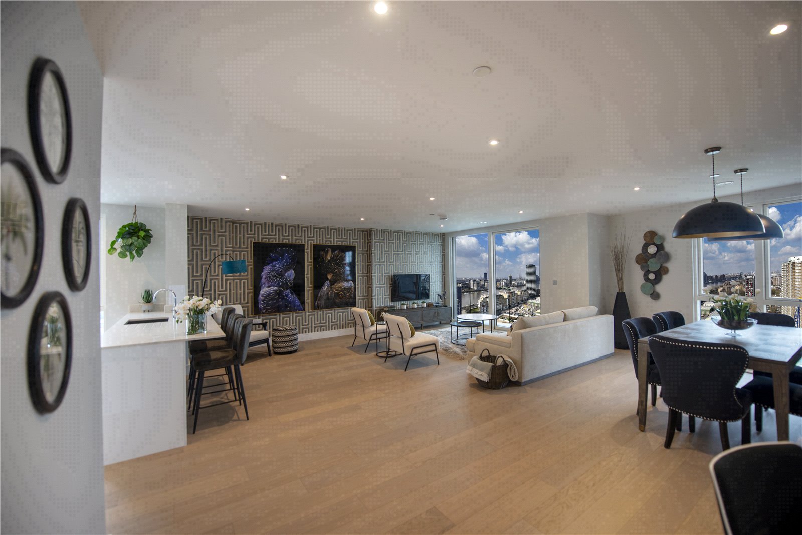 3 bedroom new flat for sale 0