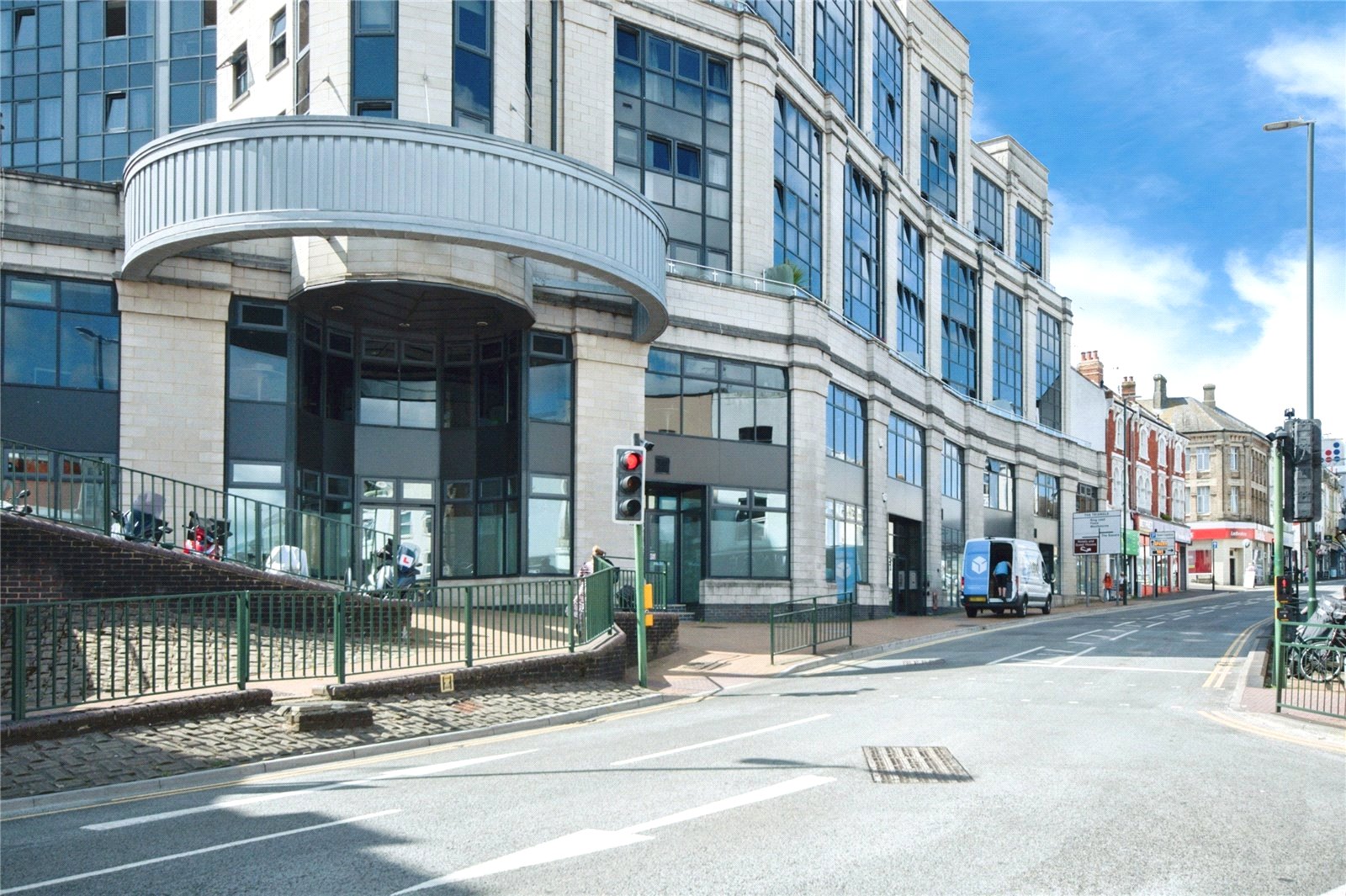 Flat 8, 124 Commercial Road, Bournemouth, BH2 5AT - listing photo