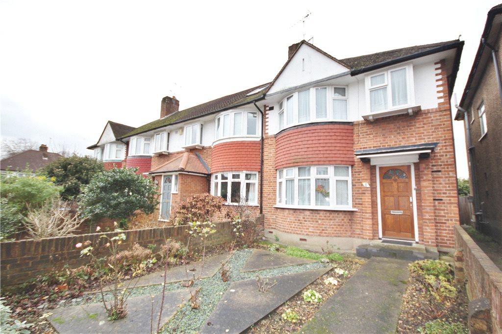 Free property report 8 Old Manor Drive, Whitton, TW7 7NN Chimnie
