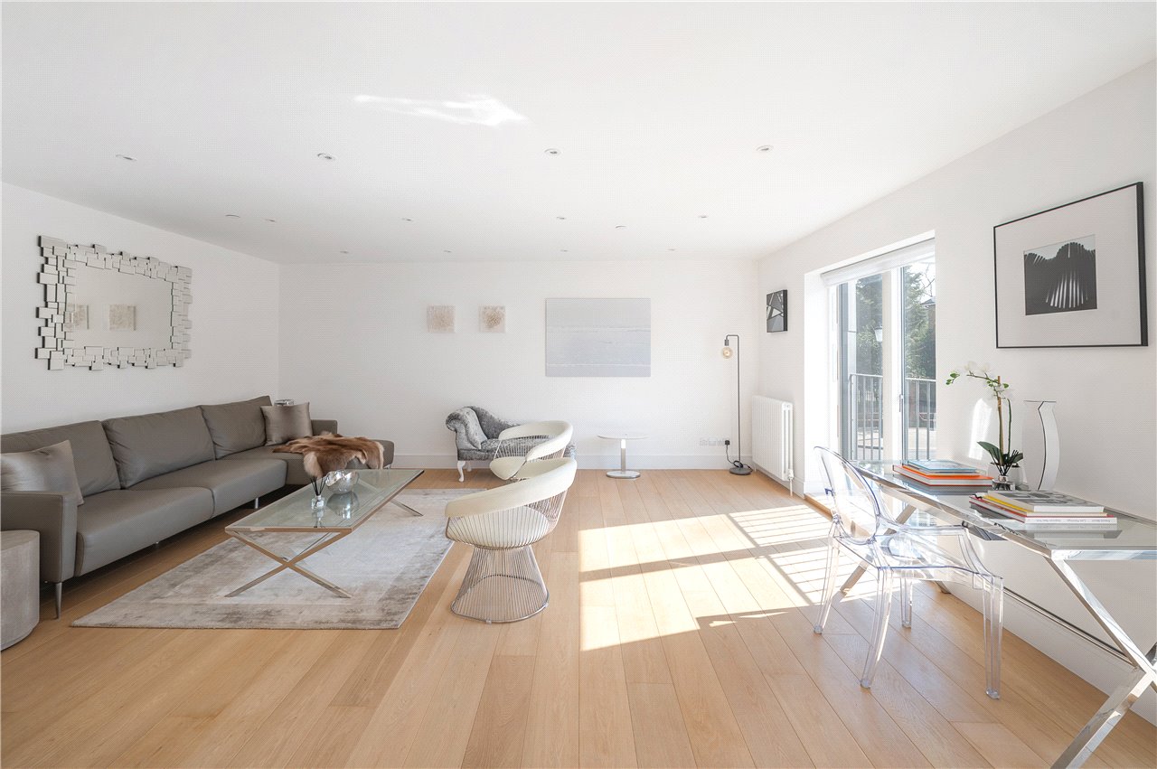 3 bedroom terraced house for sale 0