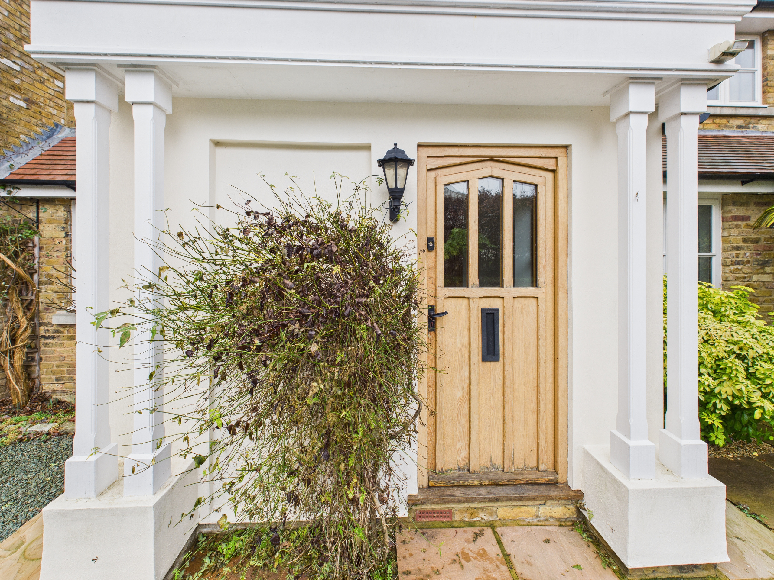 5 bedroom detached house for sale 0