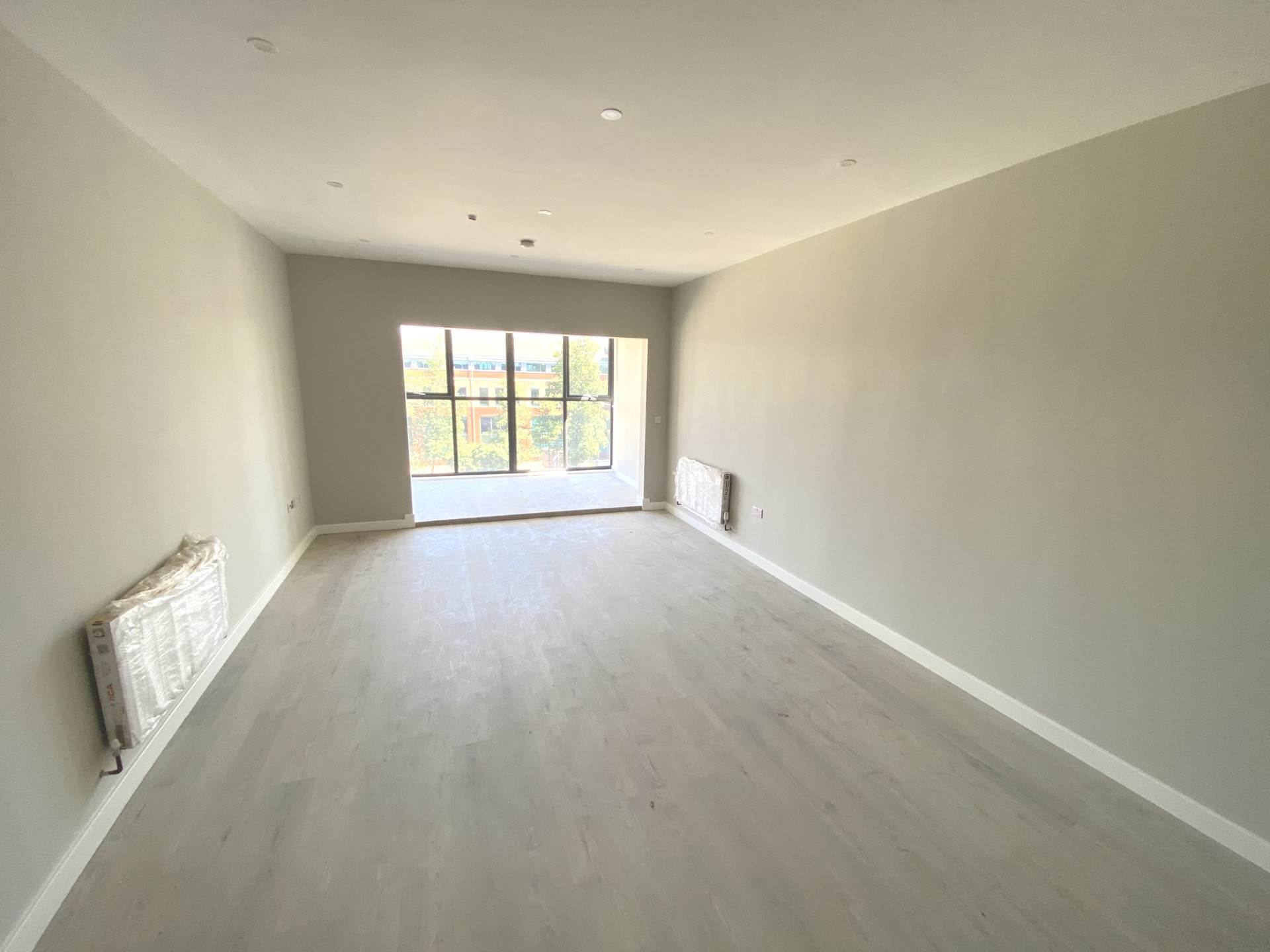 75 Churchill House, Stirling Way, Borehamwood photo 5