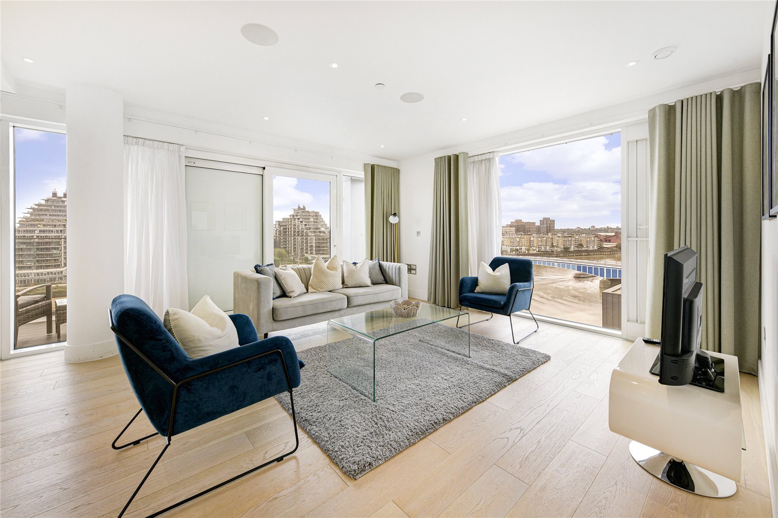 2 bedroom flat for sale 0
