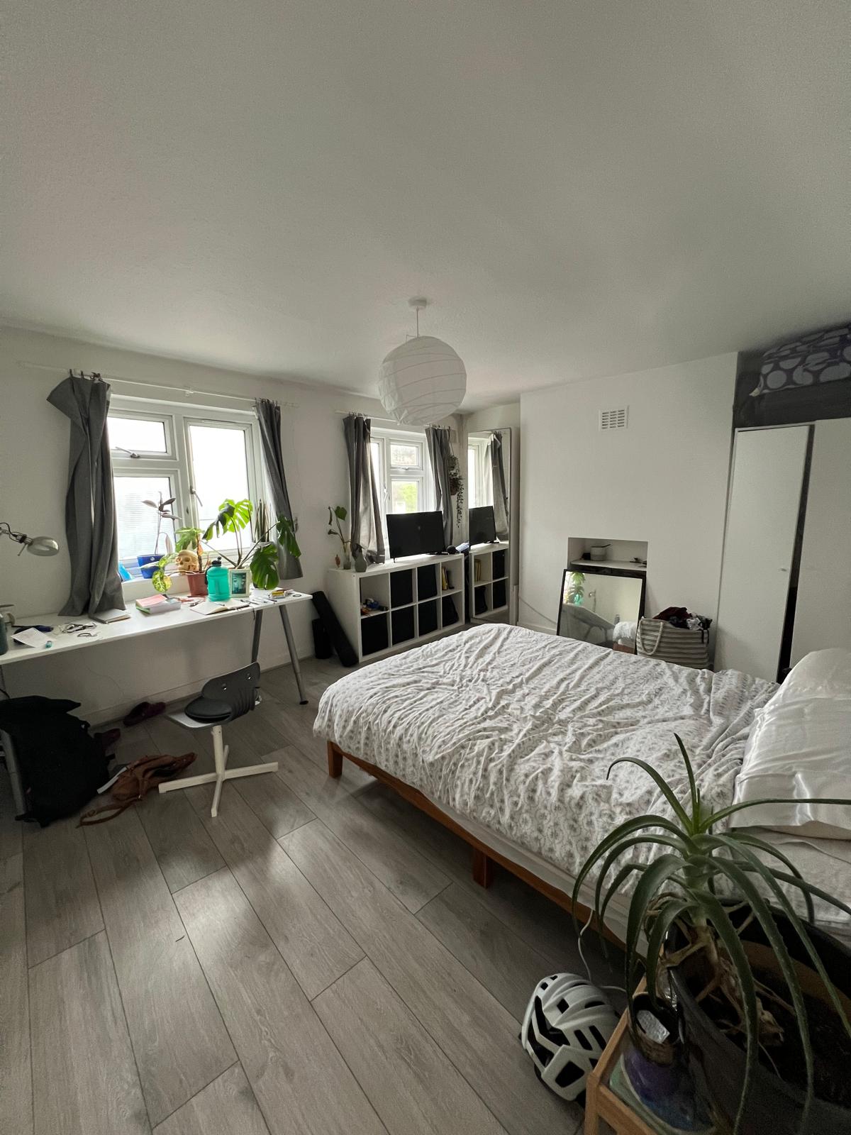 2-bed flat on 24A , Balls Pond Road, London, £600/mo