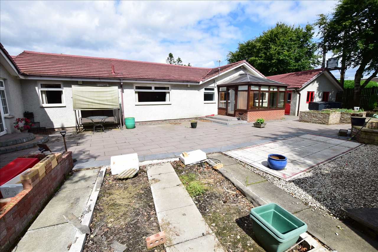 Photos of Heather Row, Carluke ML8 62529471 PrimeLocation