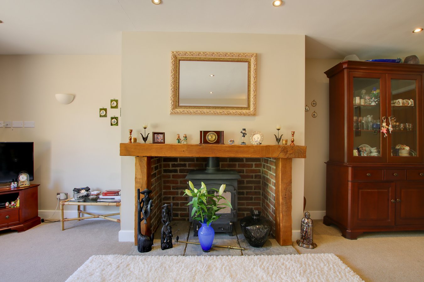 5 bedroom bungalow for sale 0