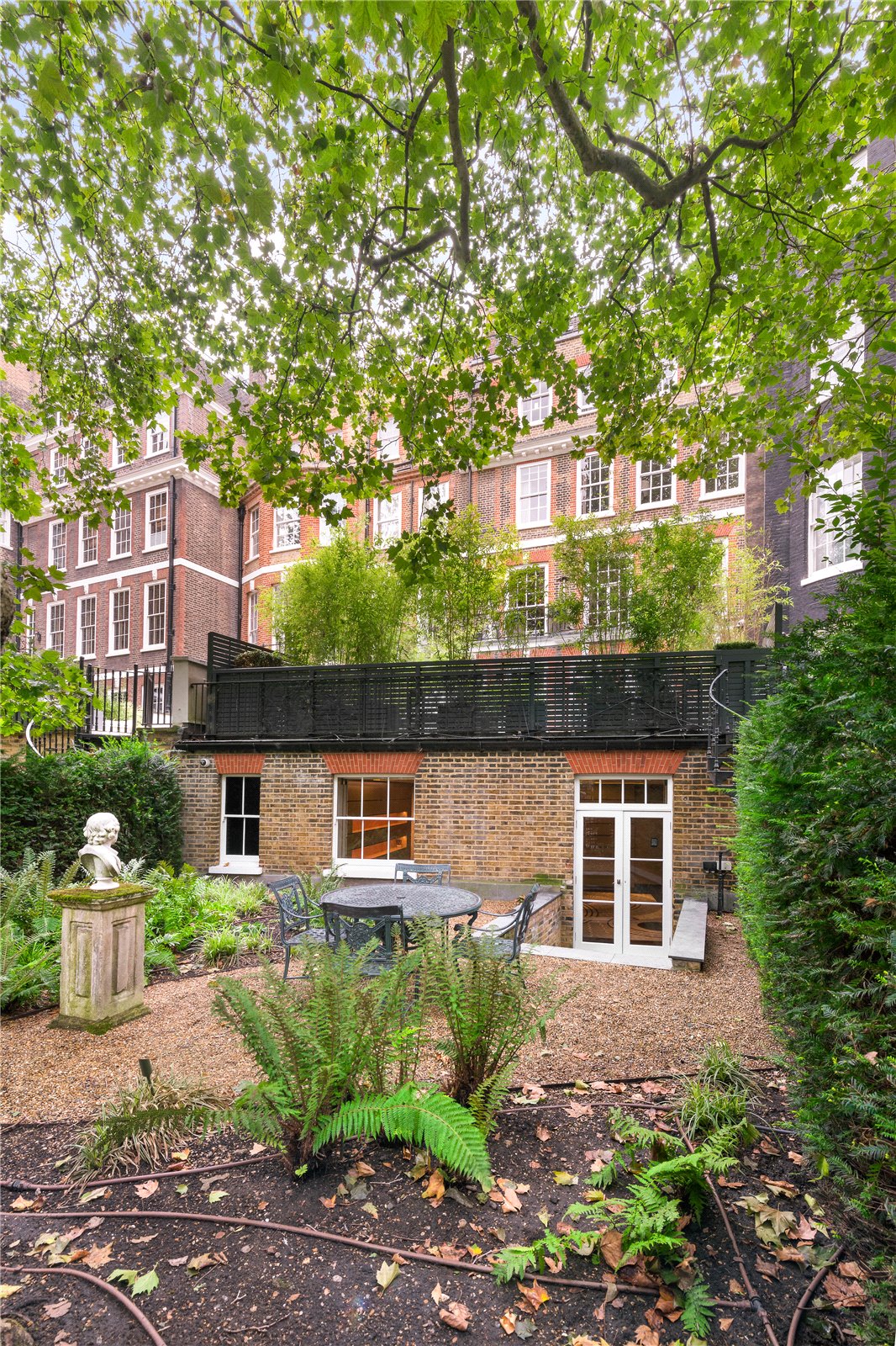 Photos of Queen Anne's Gate, Westminster, London SW1H 64396637