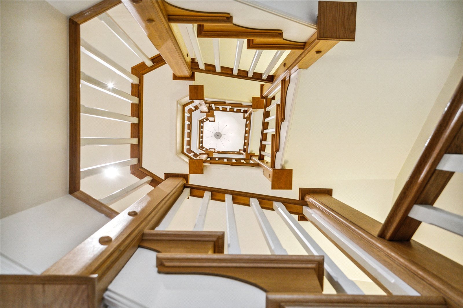 5 bedroom terraced house for sale 0