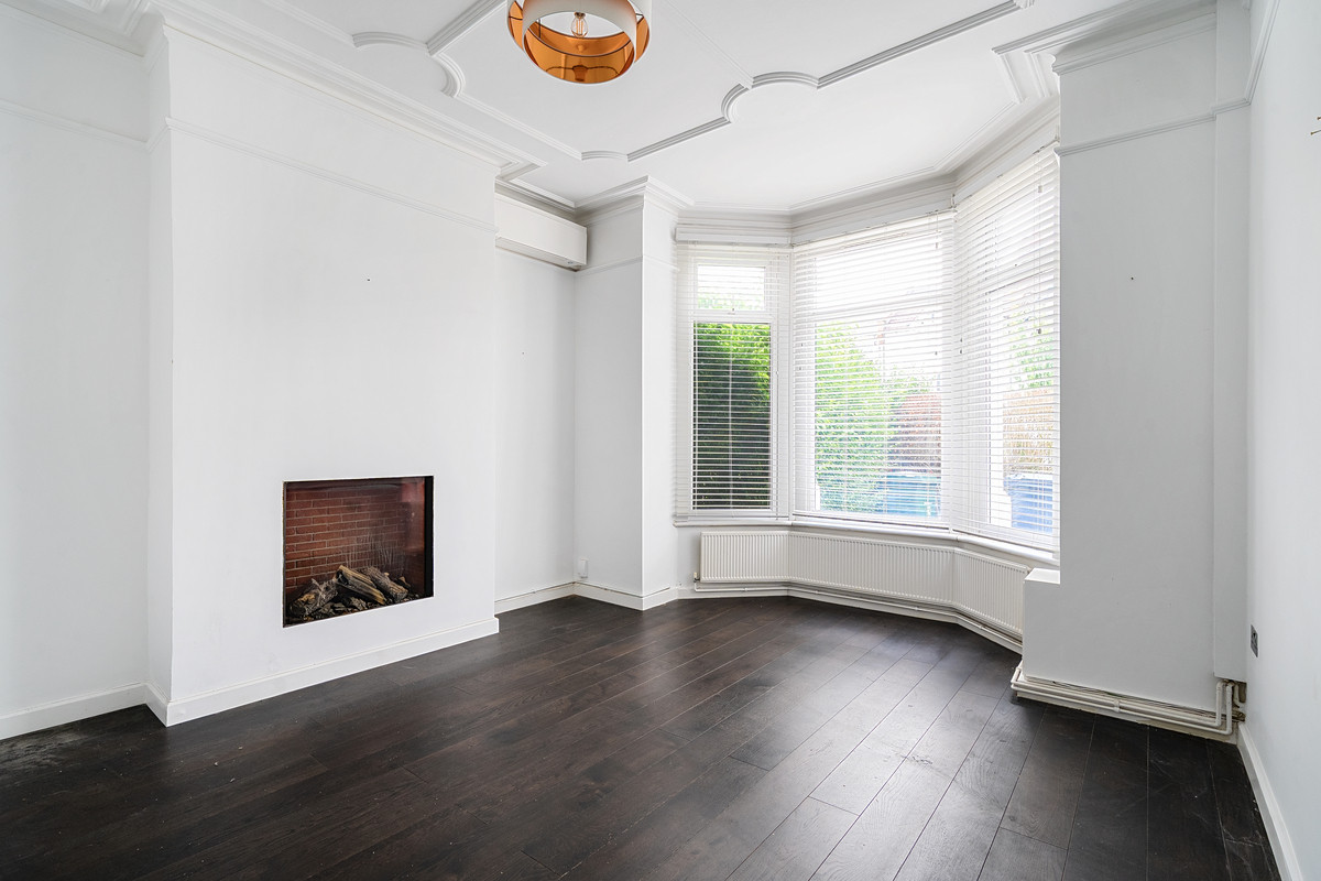 4 bedroom terraced house for sale 0