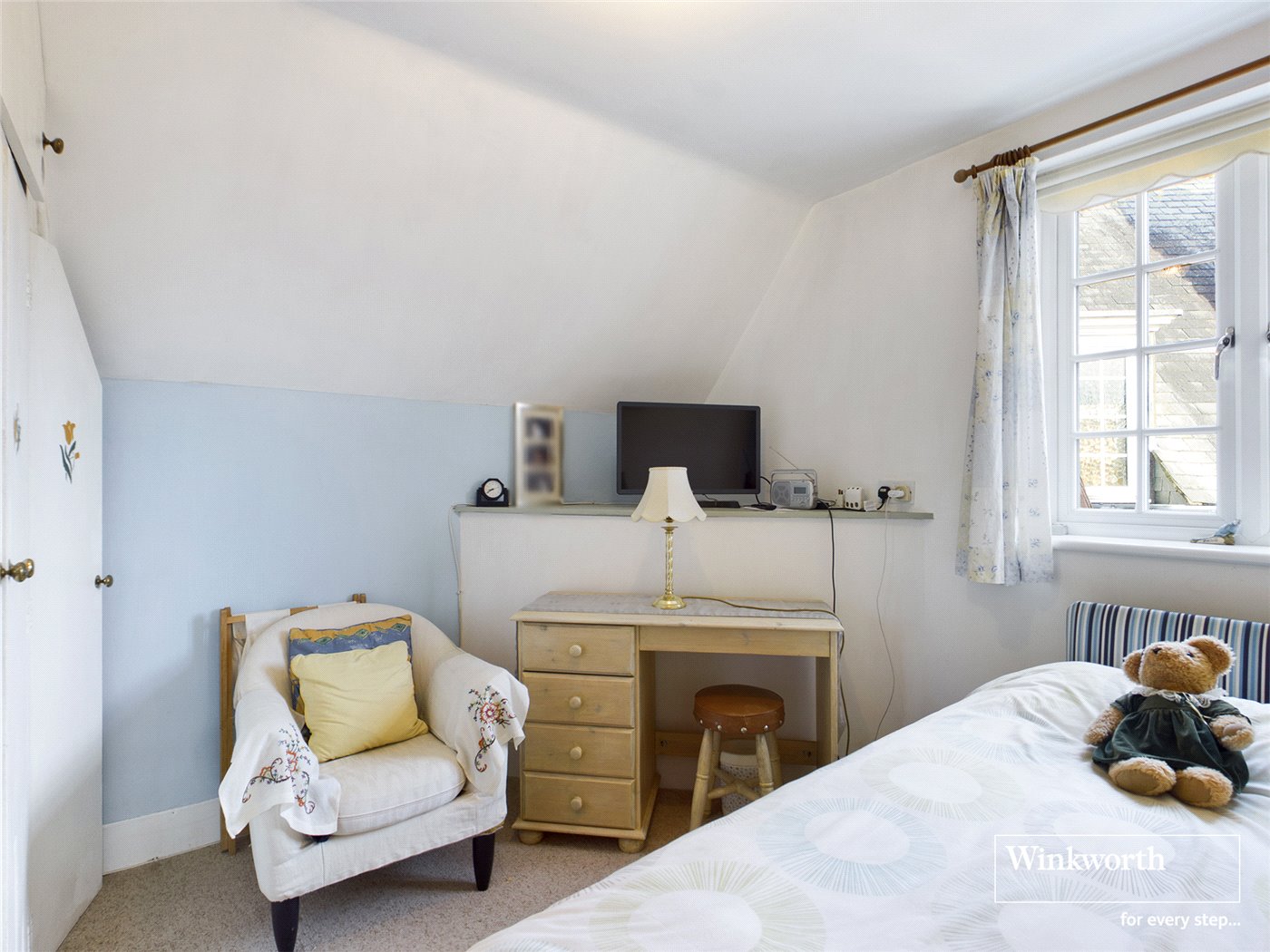 Photos of Goldsmith Lane, Roe Green Village, Kingsbury, London NW9 61072622 PrimeLocation