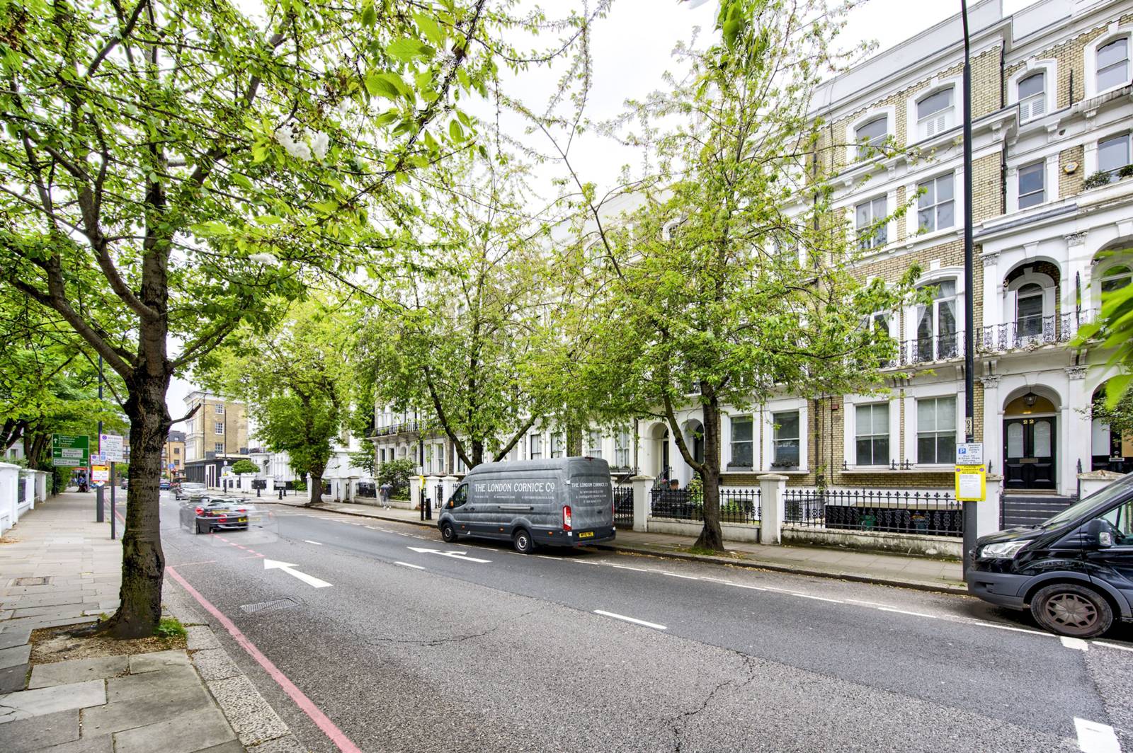 2-bed flat on Redcliffe Gardens, Chelsea, £580,000