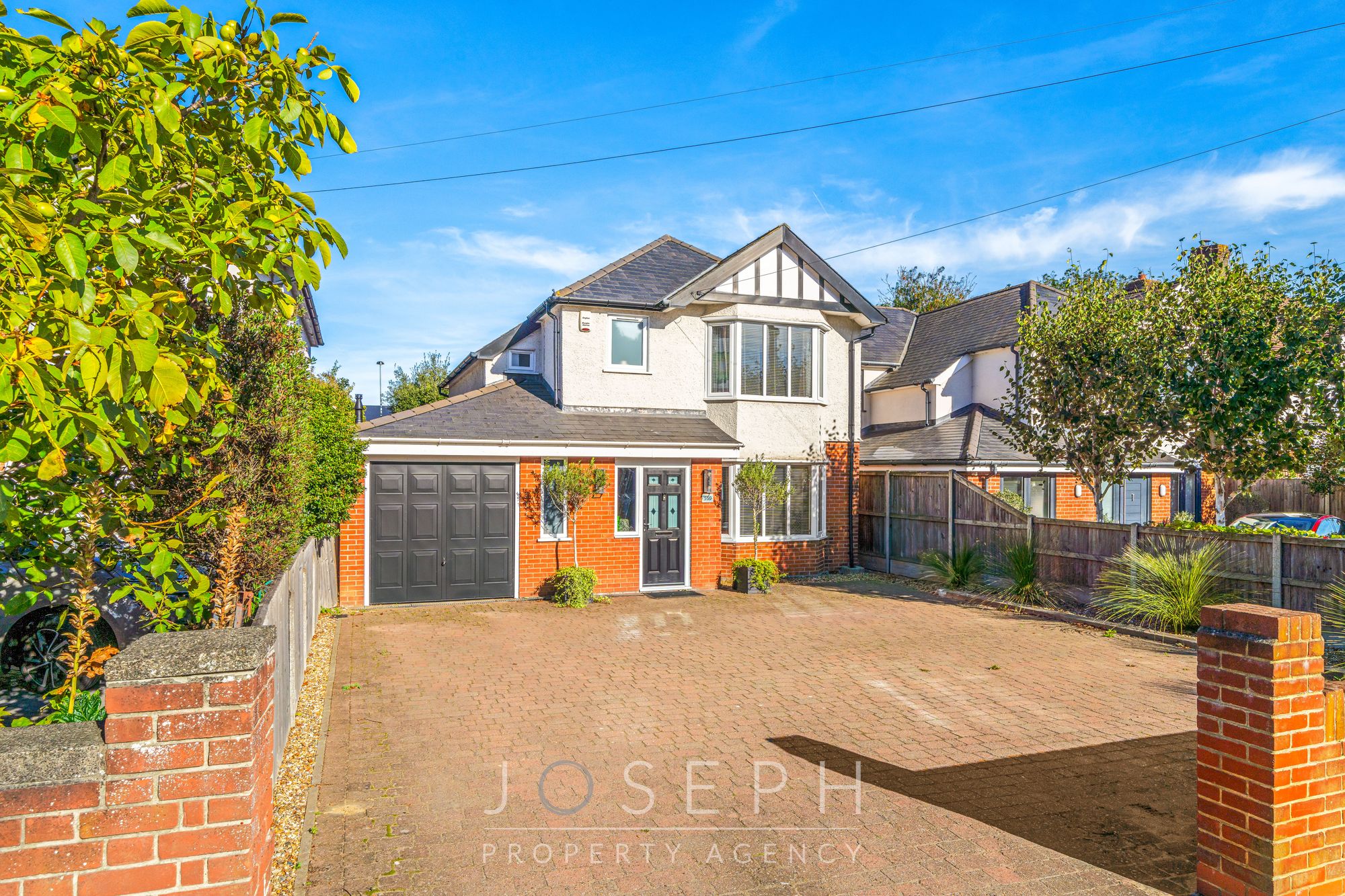 4-bed detached on 550 Norwich Road, Ipswich, £425,000