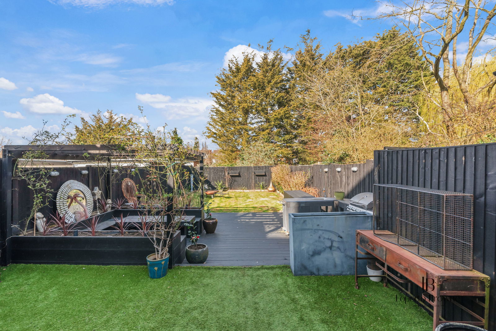 3 bedroom semi-detached house for sale 0