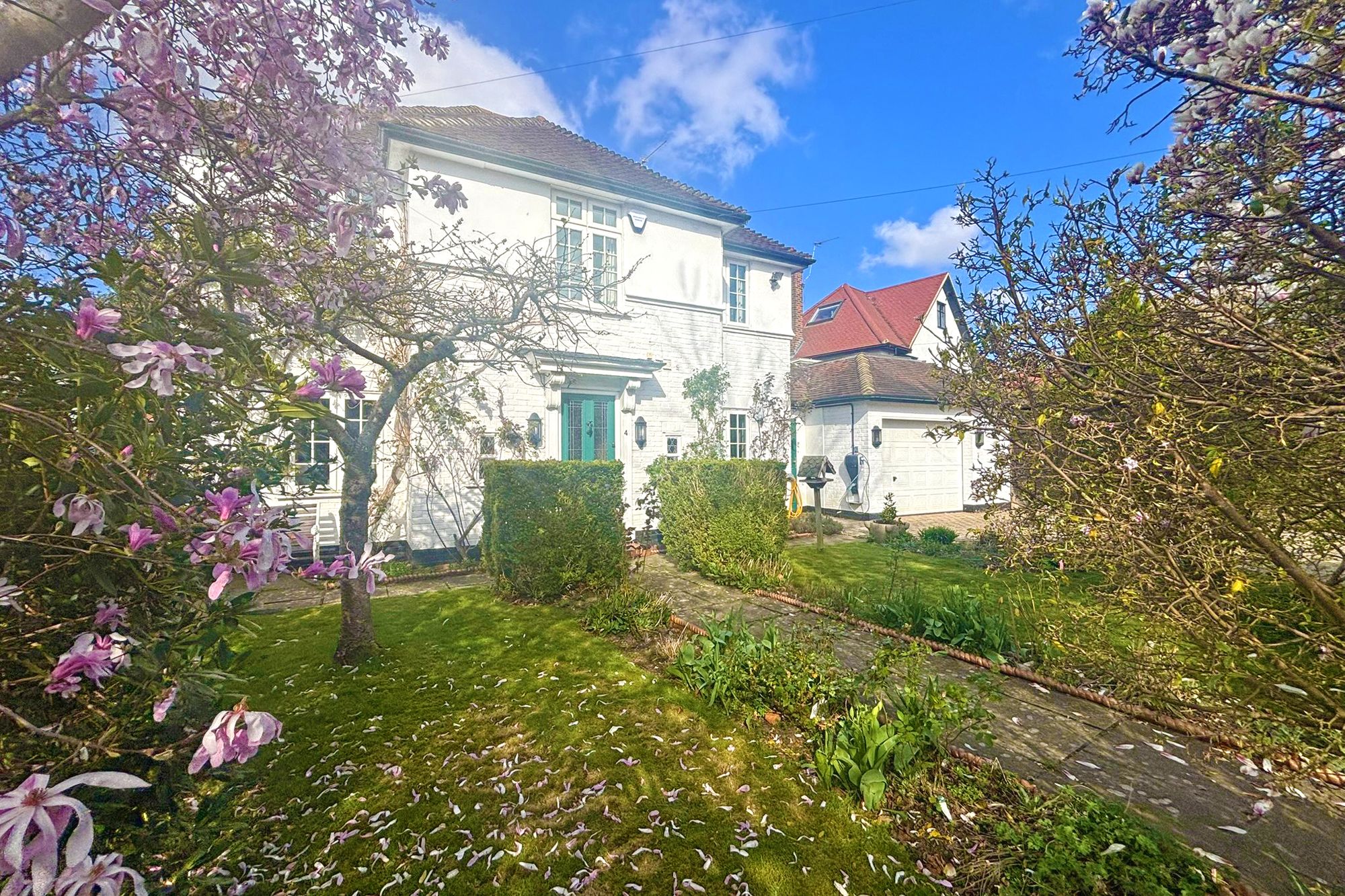 5 bedroom property for sale 0