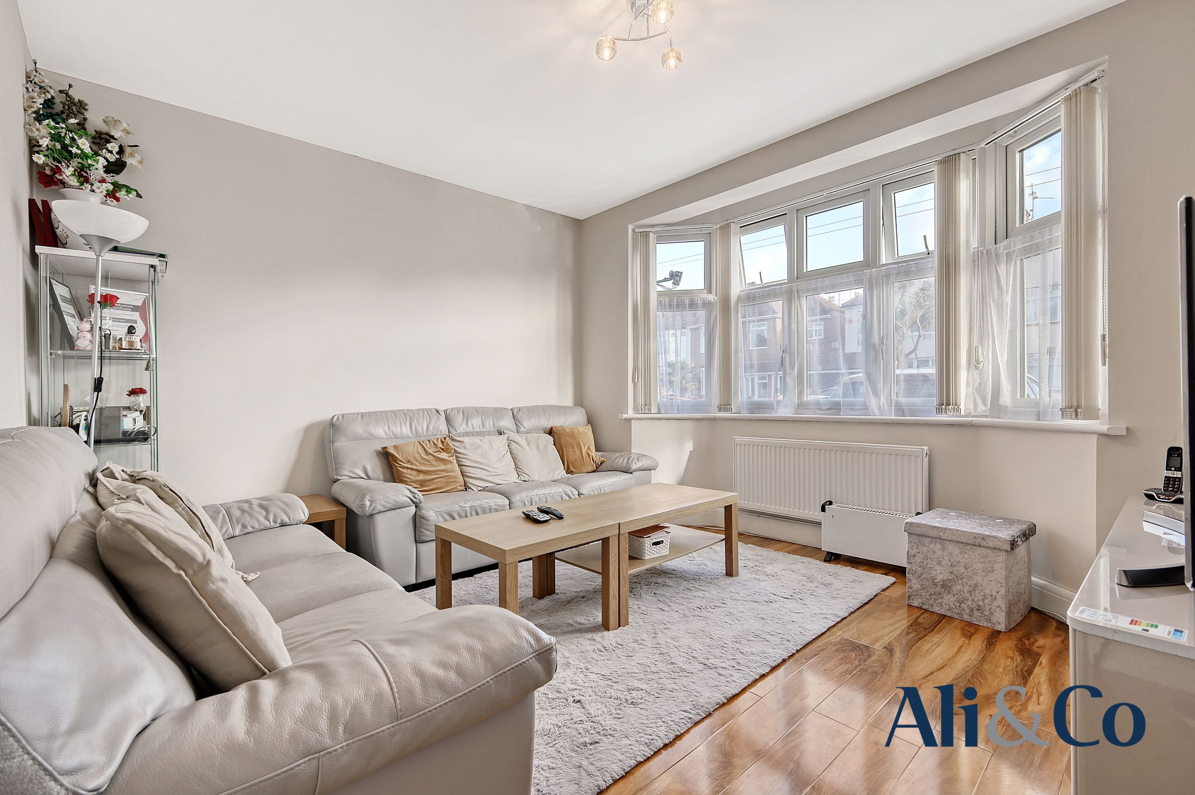 Photos of Nutberry Avenue, Grays RM16 66481680 PrimeLocation