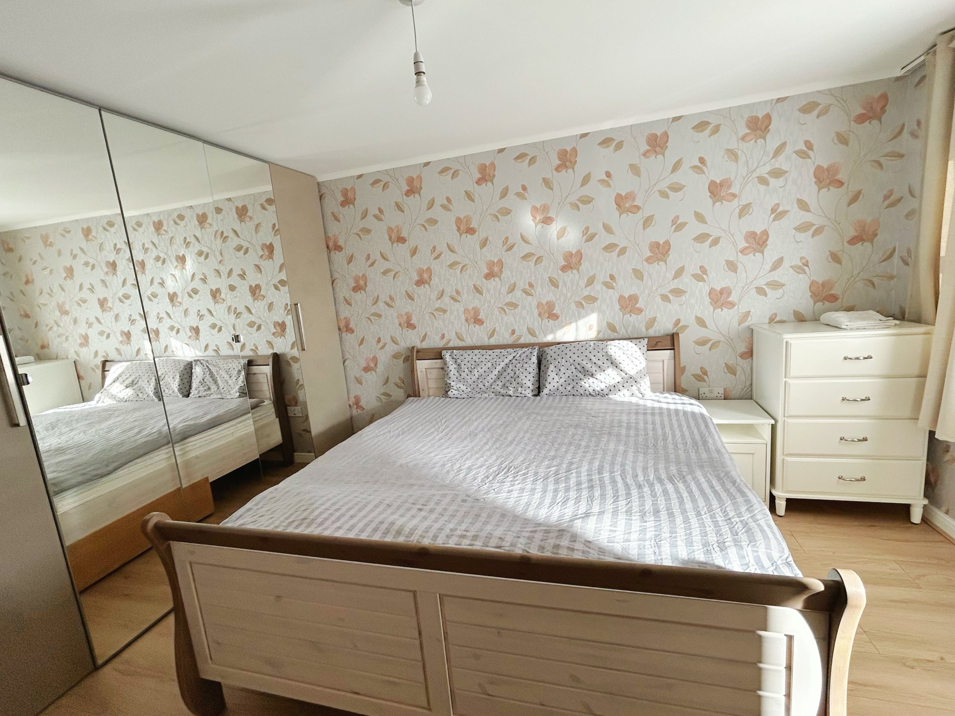 50, Scholar Avenue, Salford photo 4