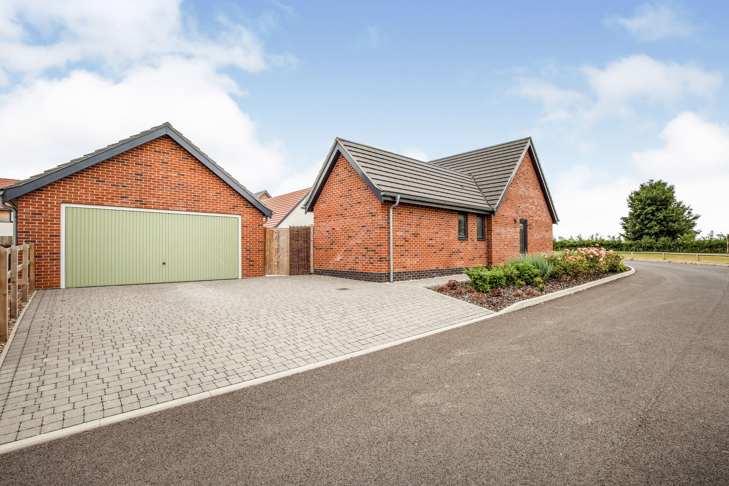 Free property report 7 Barleyfield Road, Hingham, NR9 4EX Chimnie