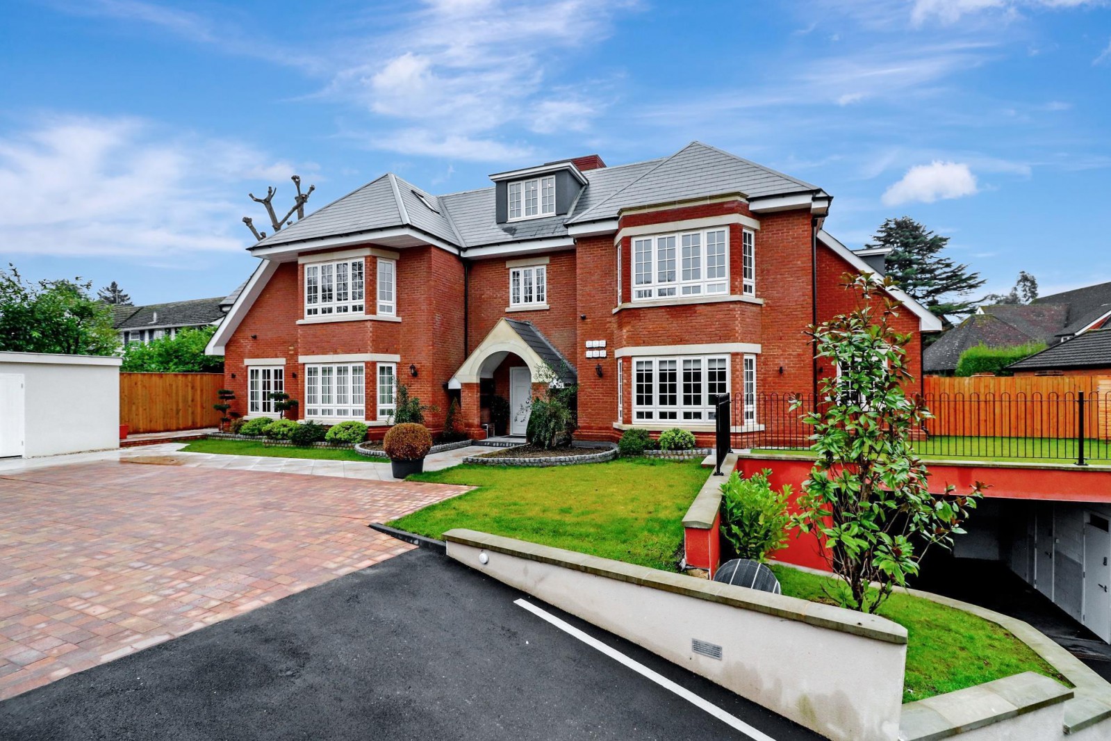 Buckinghamshire Archives Million pound homes for sale UK, Luxury Cars