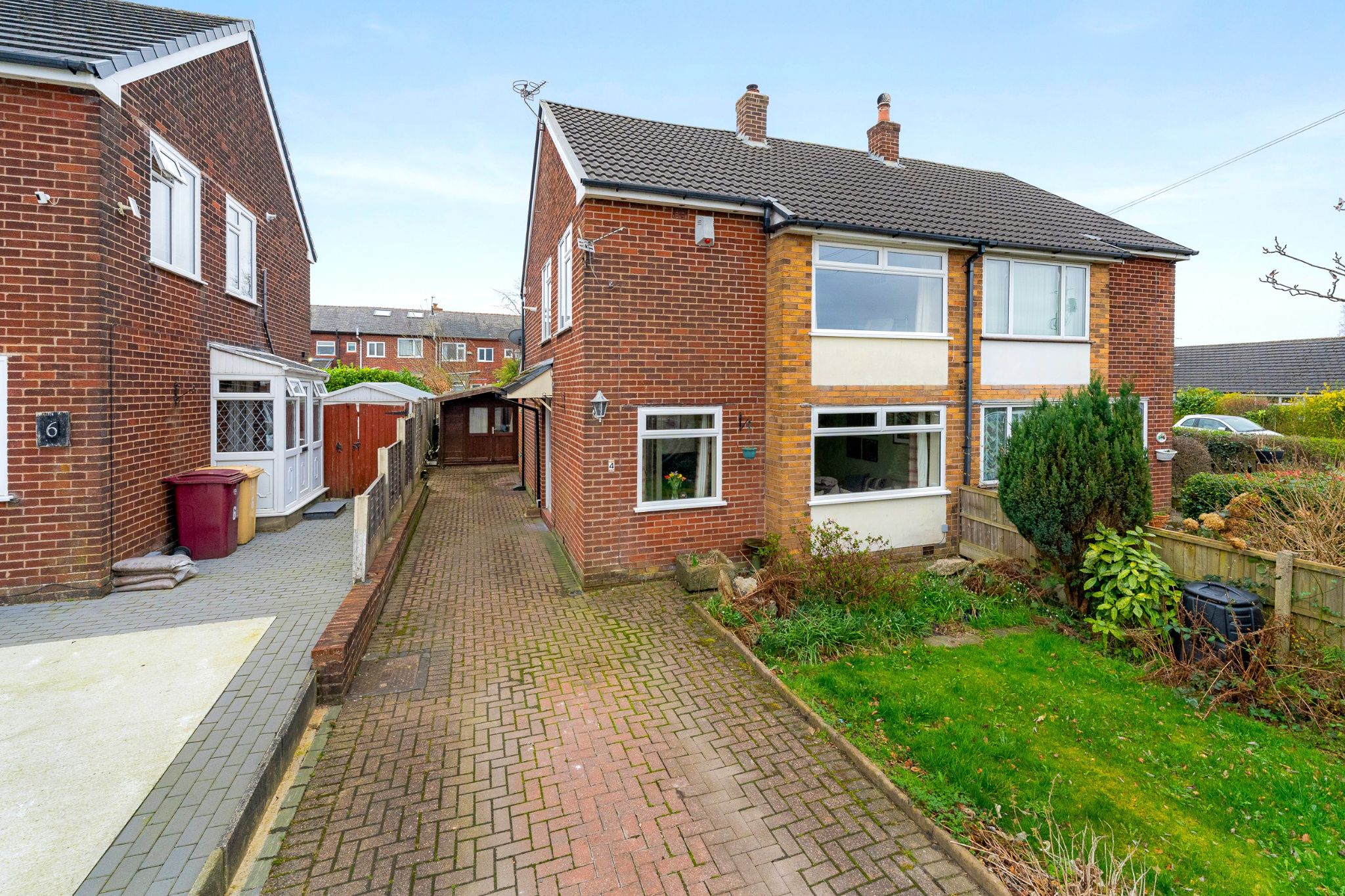 4 Astley Road, Bolton photo 4