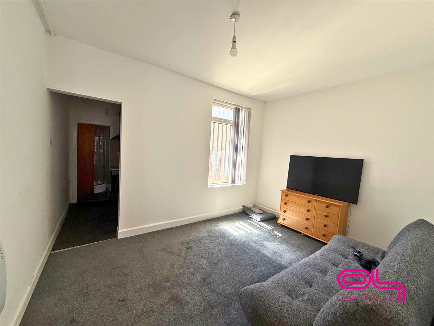 Flat 1, 86, Winter Hey Lane, Bolton photo 5