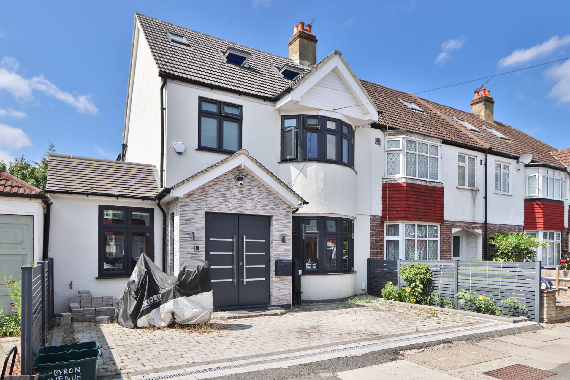 5 bedroom end terrace house for sale 0