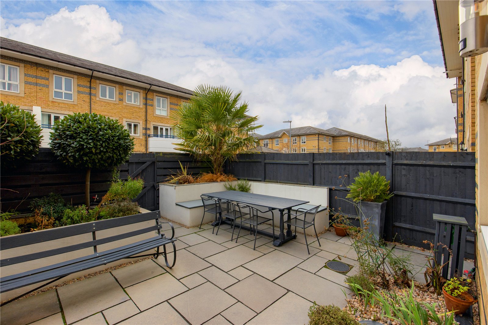 Photos of Longworth Avenue, Chesterton, Cambridge, Cambridgeshire CB4