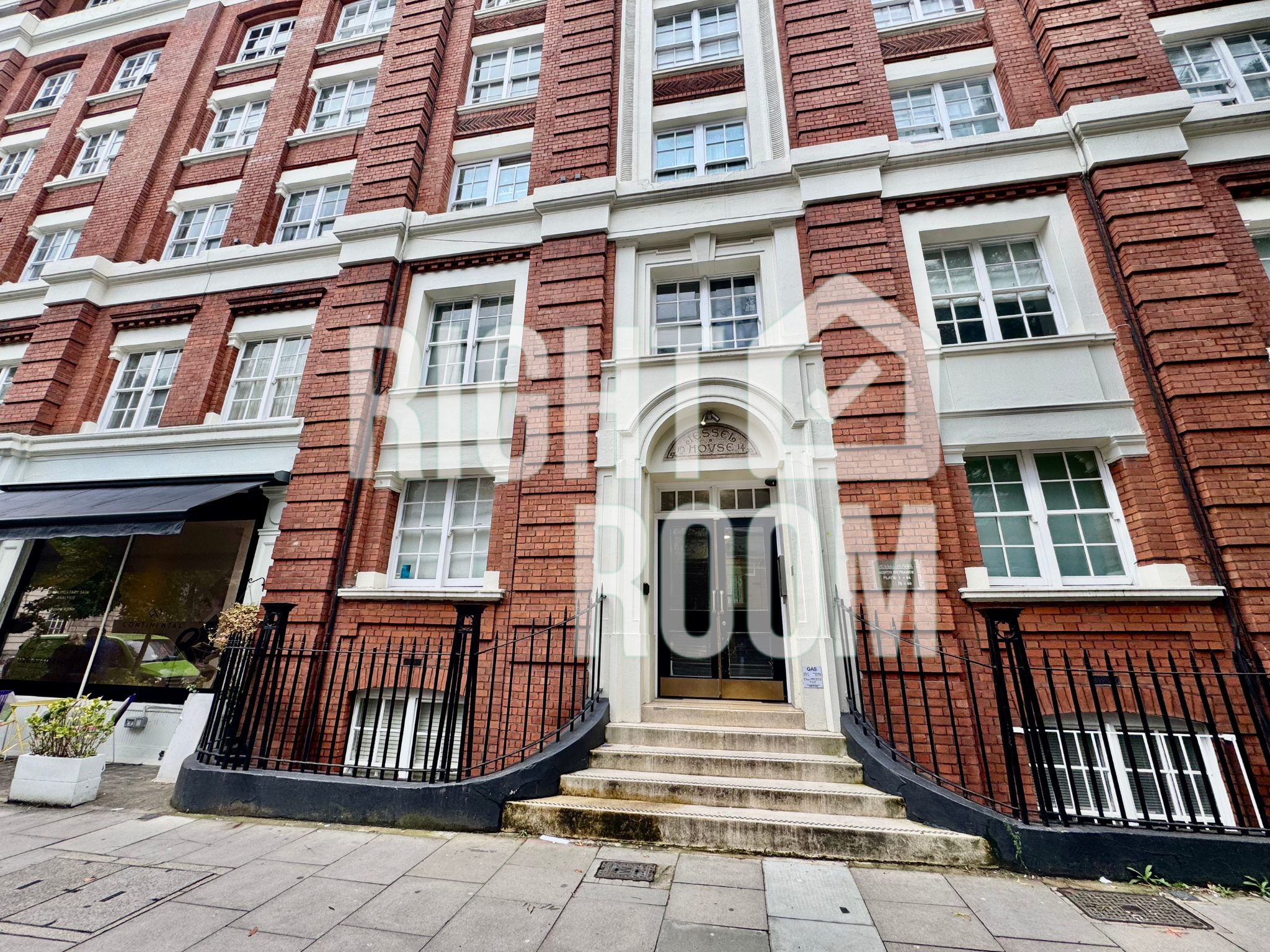 Room B, Flat 6, Jessel House, London photo 5