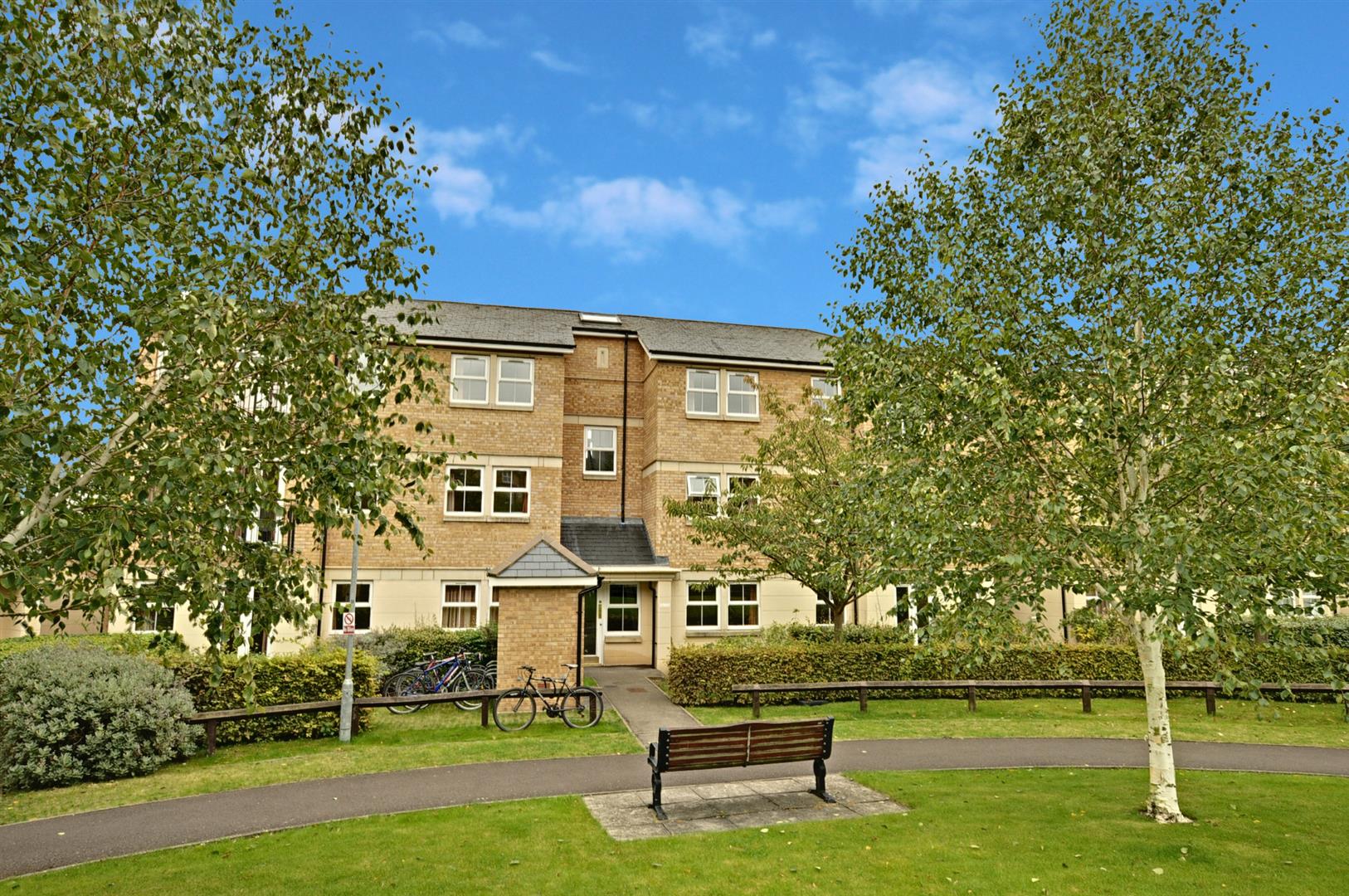 Venneit Close, Oxford photo 5