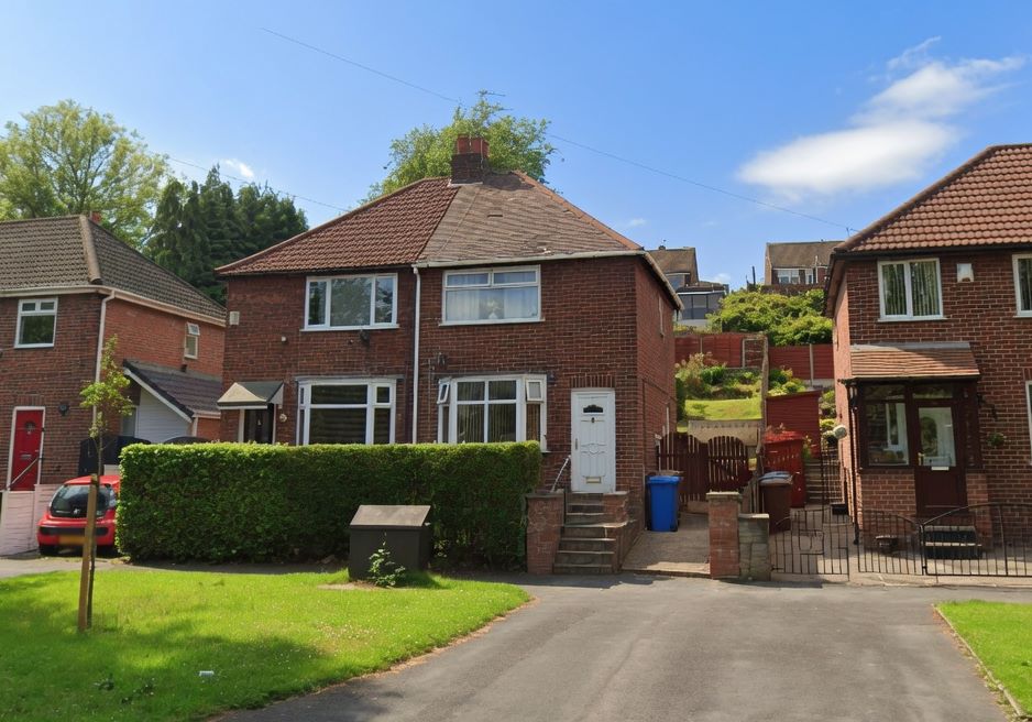 30, Hazelwood Road, Stockport photo 2