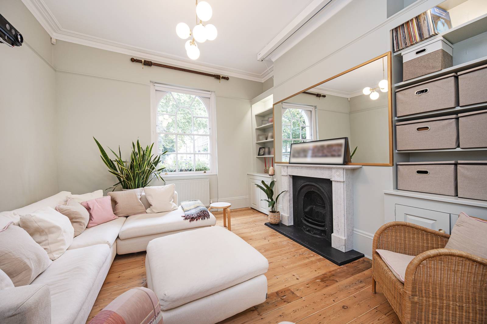 5 bedroom property for sale 0