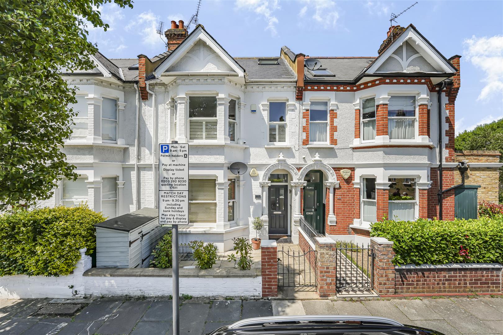 3 bedroom flat for sale 0