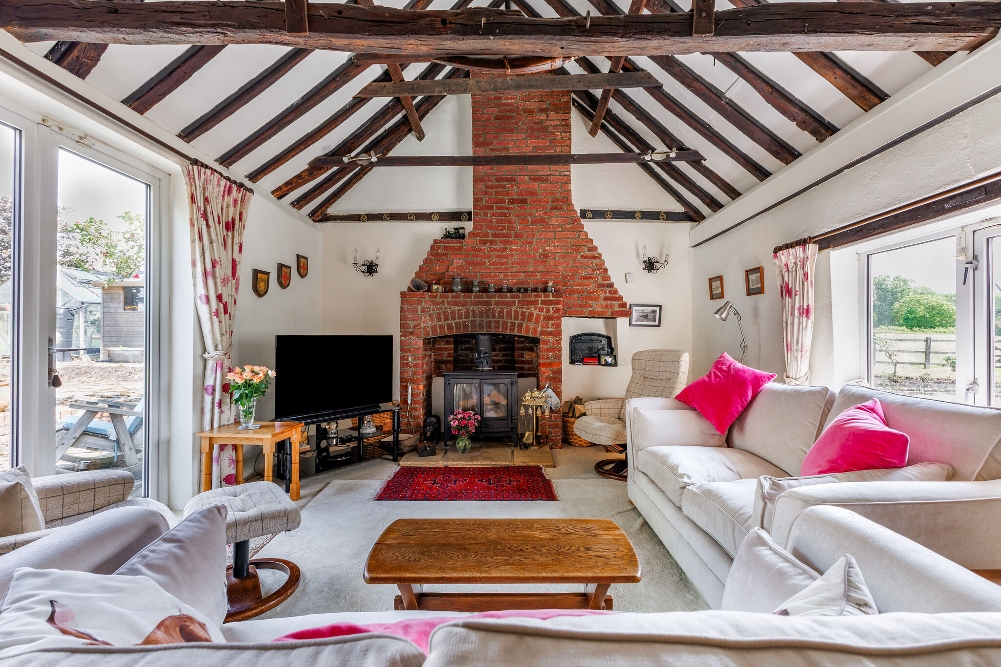 4 bedroom detached house for sale 0