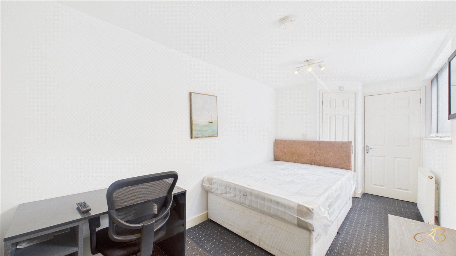 135 Gresham Road, Middlesbrough, TS1 4LR - listing photo