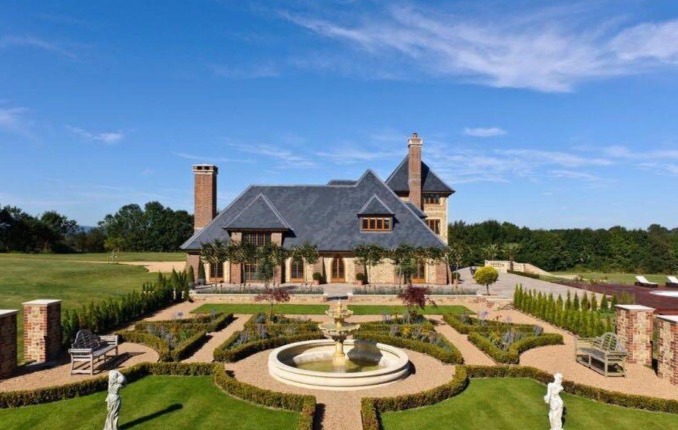 5 bedroom property for sale in Knowsley Grange, Bolton BL1