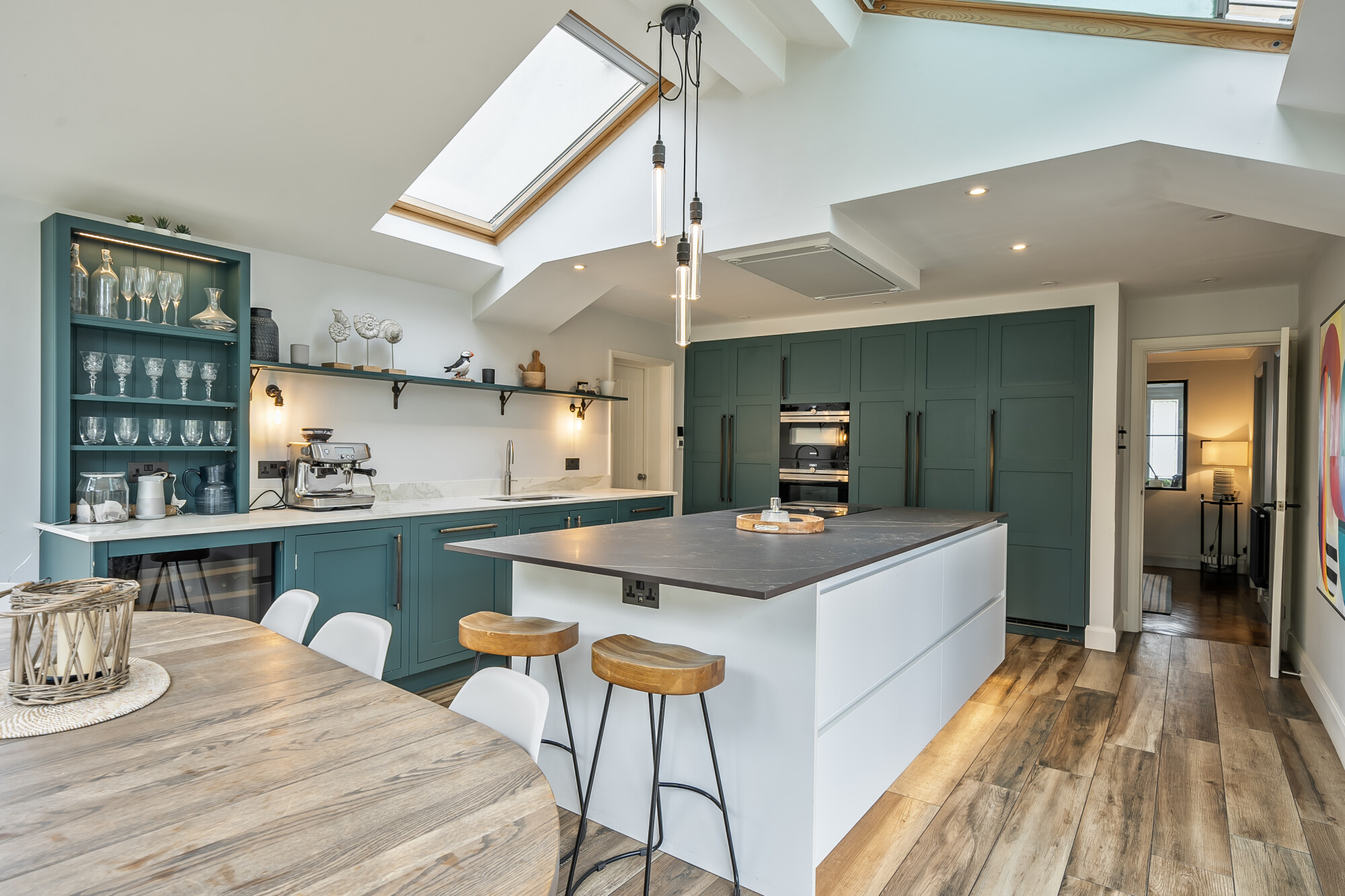 4 bedroom detached house for sale 0