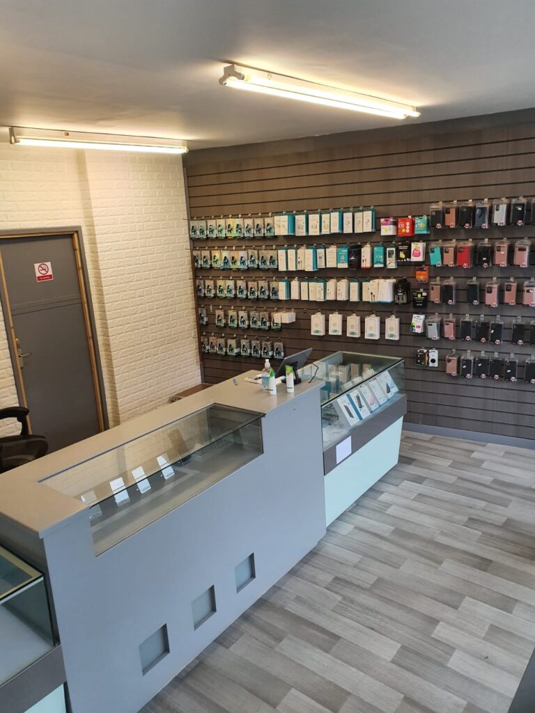 Photos of 30 Doncaster Road, Goldthorpe, Rotherham S63 60612977