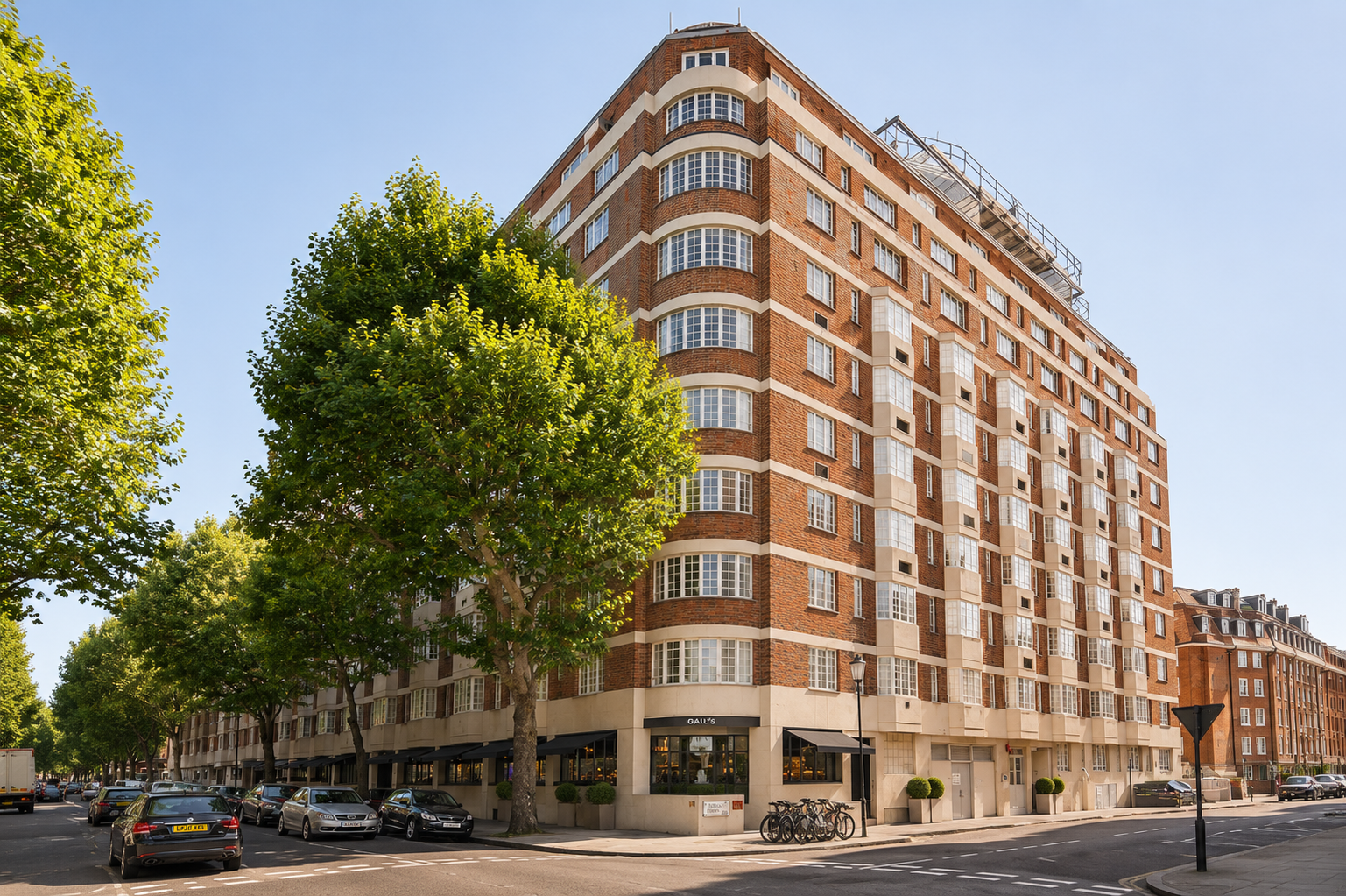 272 Chelsea Cloisters, London photo 2