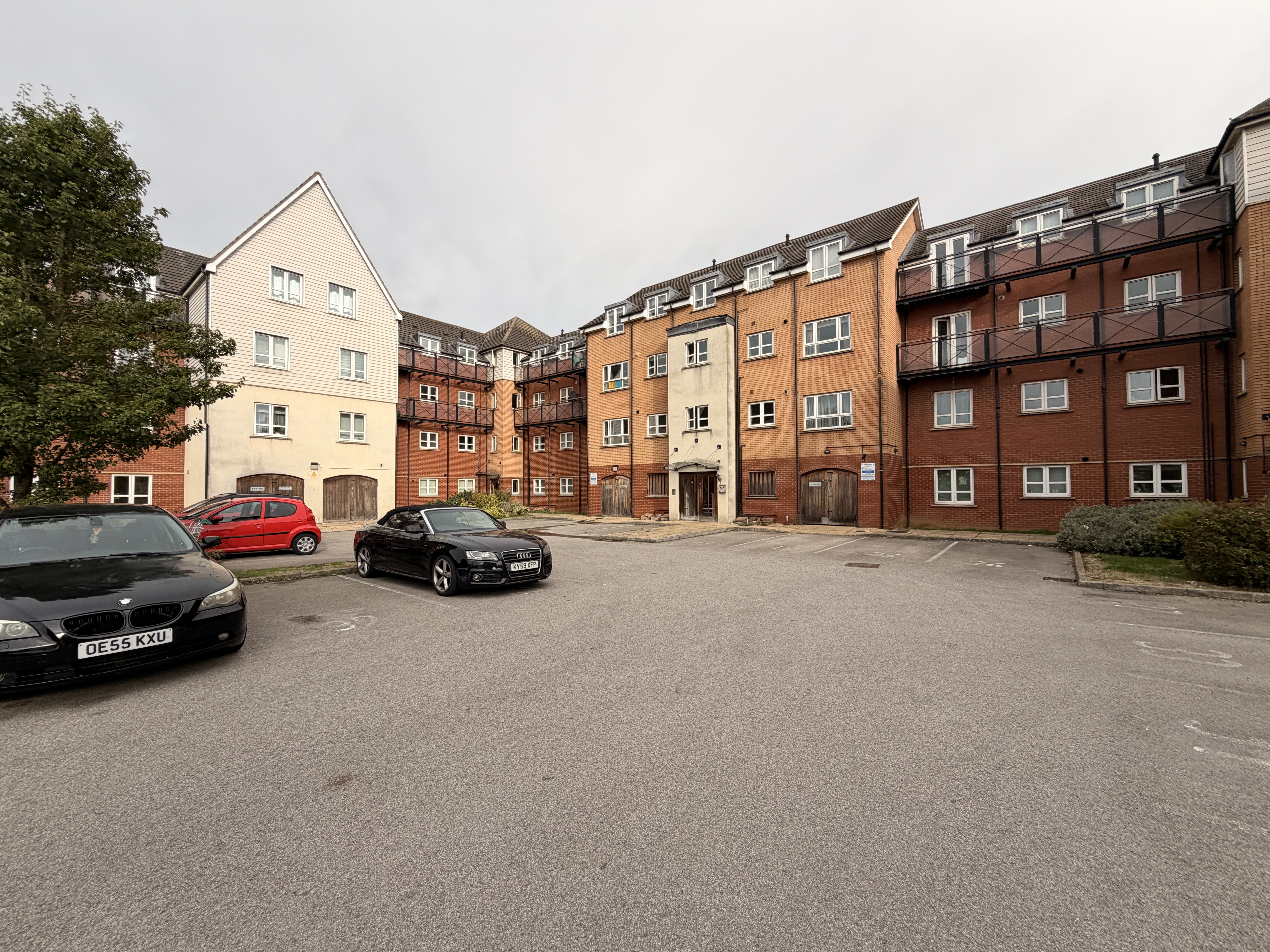 19, Cotton Court, Northampton photo 2