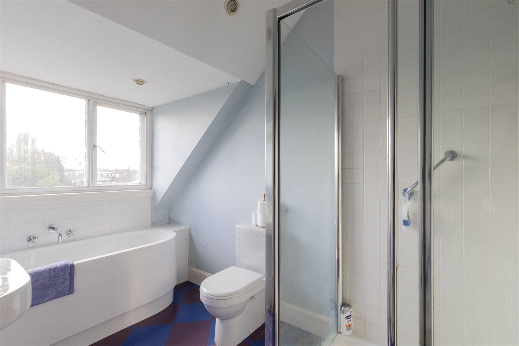 Photos of Edgemount, 18 Bonar Crescent, Bridge Of Weir, Renfrewshire