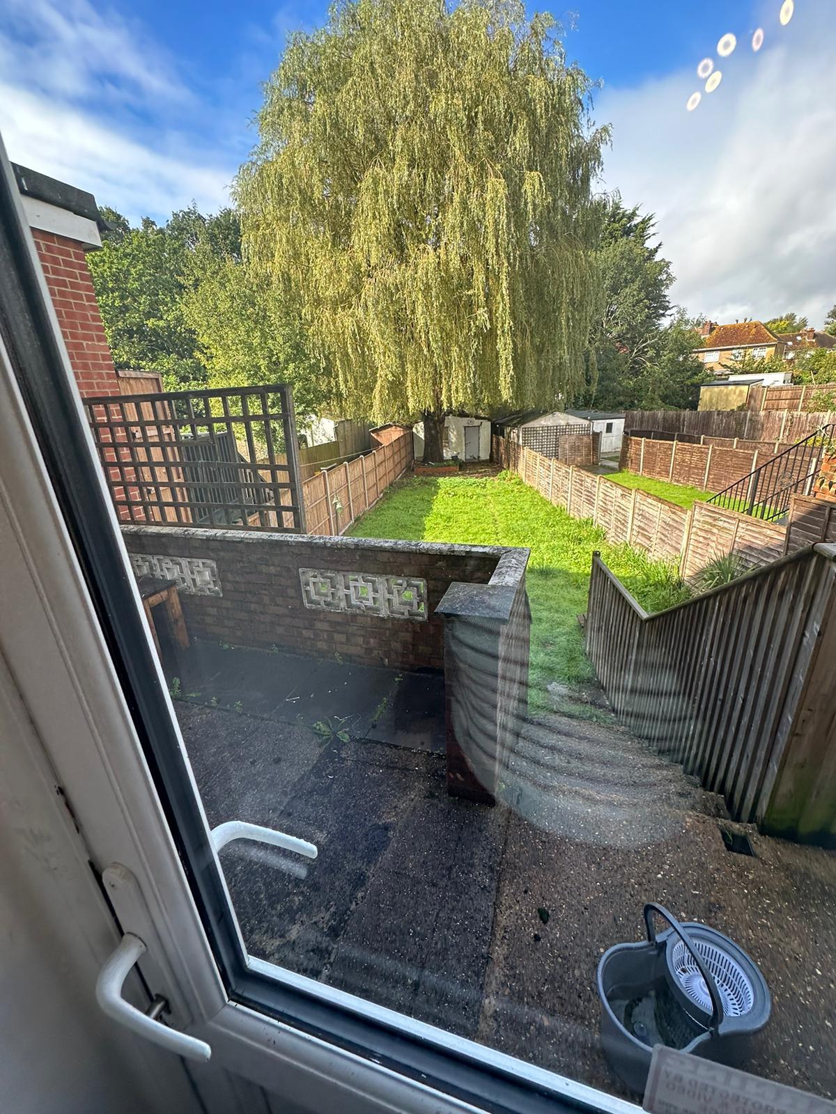 Waverley Road, Rayners Lane photo 4