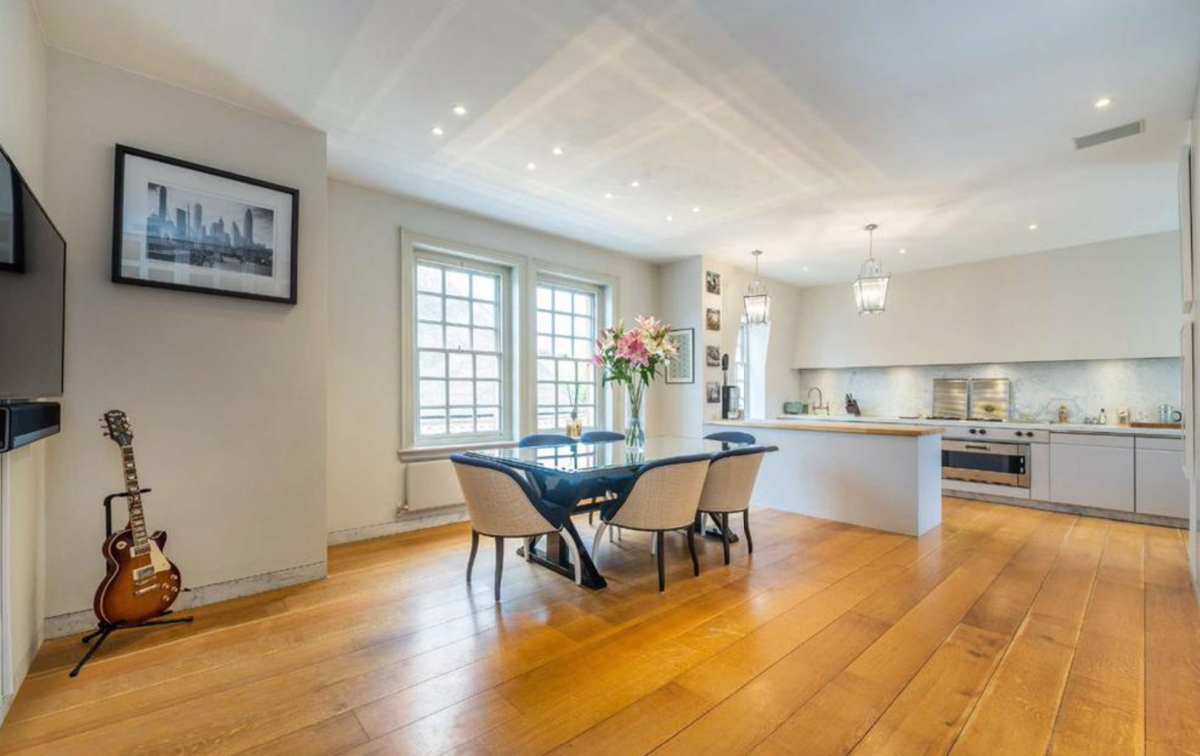 Best Coastal Towns to Buy Property in the UK